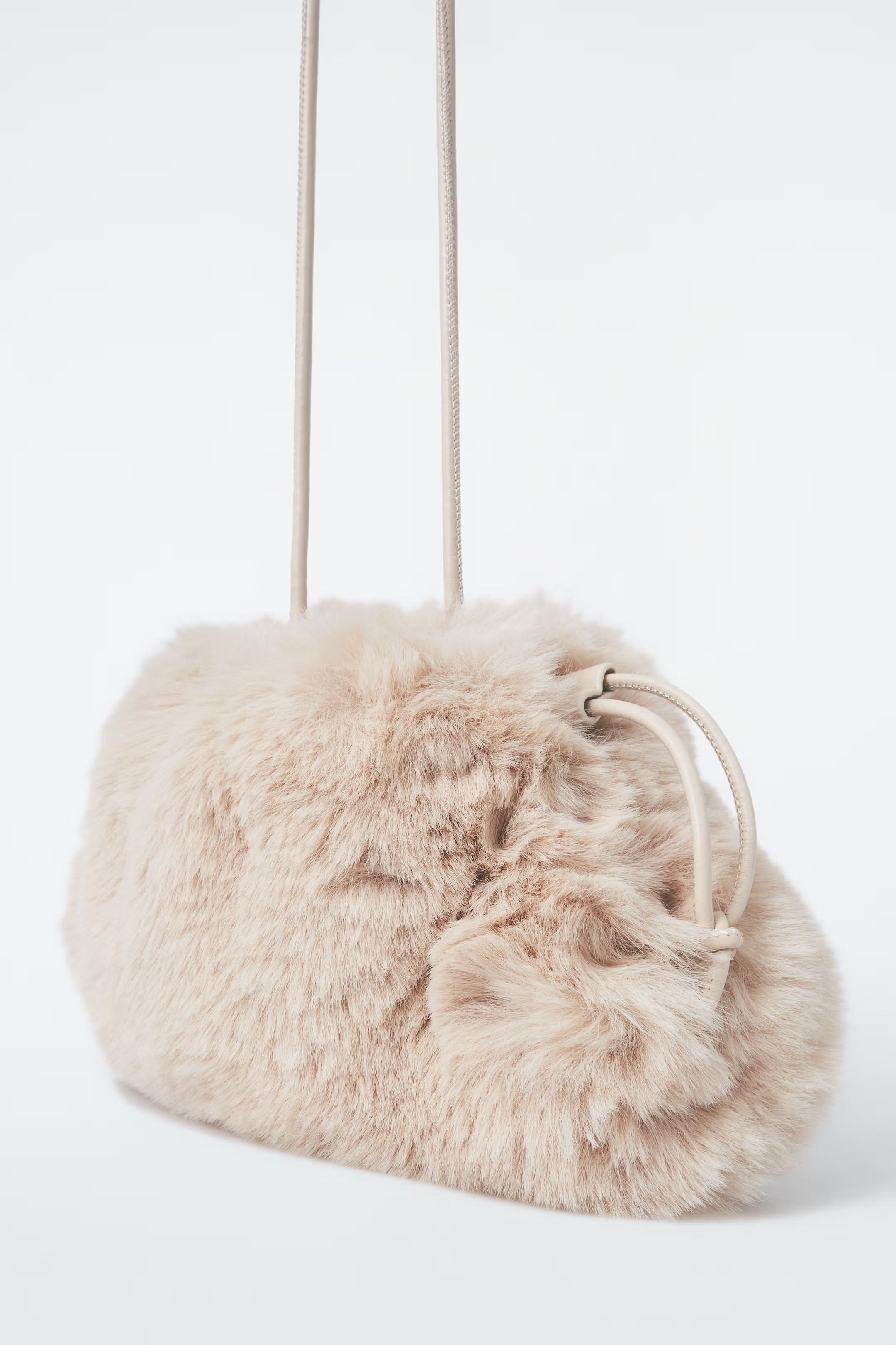 CAVATELLI MINI CLUTCH BAG - FAUX FUR - OFF-WHITE - Ladies | H&M GB | H&M (UK, MY, IN, SG, PH, TW, HK)
