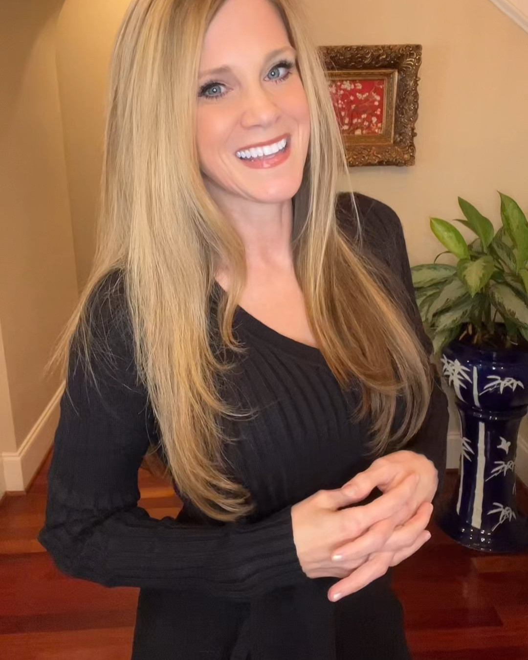 Zesica sweater dress 

#LTKSeasonal #LTKFallSale #LTKStyleTip