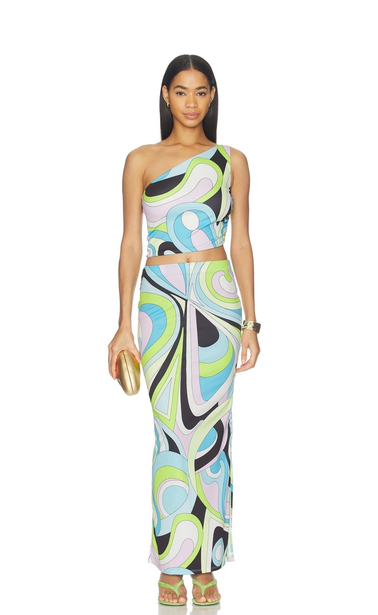 This set is on my WTFW polls this week!

#LTKSeasonal