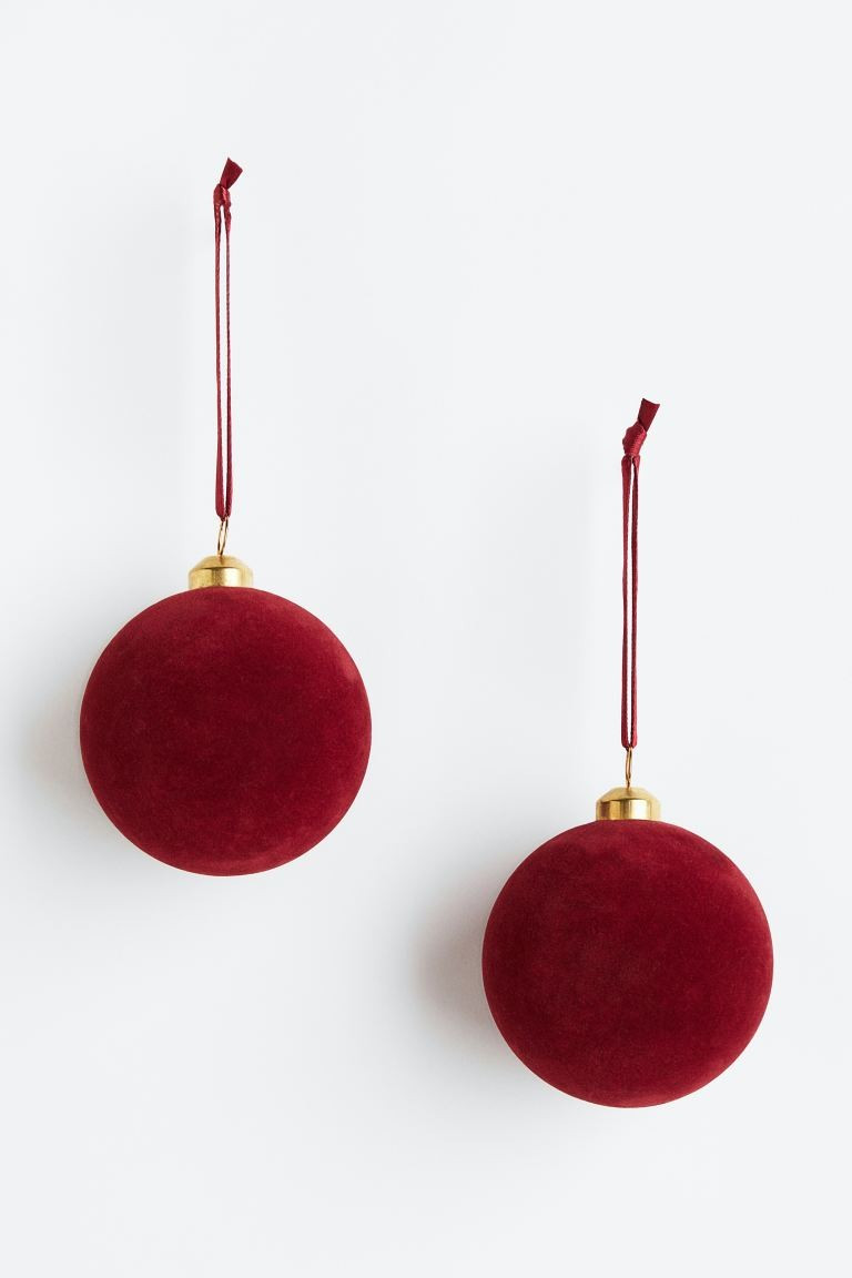 2-pack Flocked Ornaments | H&M (US + CA)