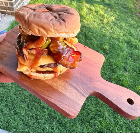 My bbq cheeseburger served on this 10" x 5" Wooden Single Serve Mini Cheese Board. #boards #burgers #bbqburgers #servingboards 