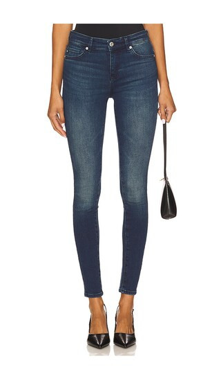 AG Jeans Farrah Skinny Jeans in Blue. - size 29 | Revolve Clothing (Global)