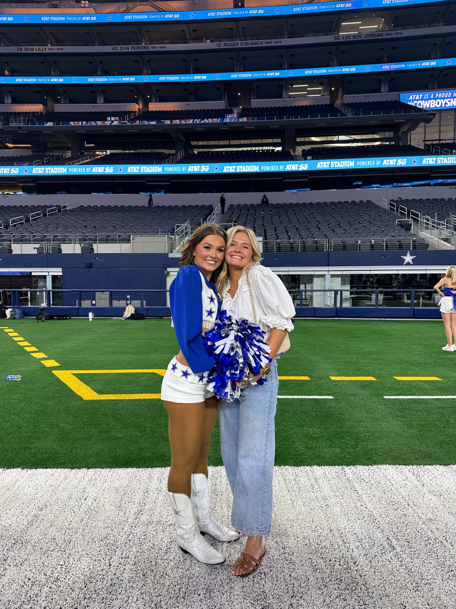 DCC meet the team!! So proud of my sister!💙🏈

#LTKTravel #LTKFamily