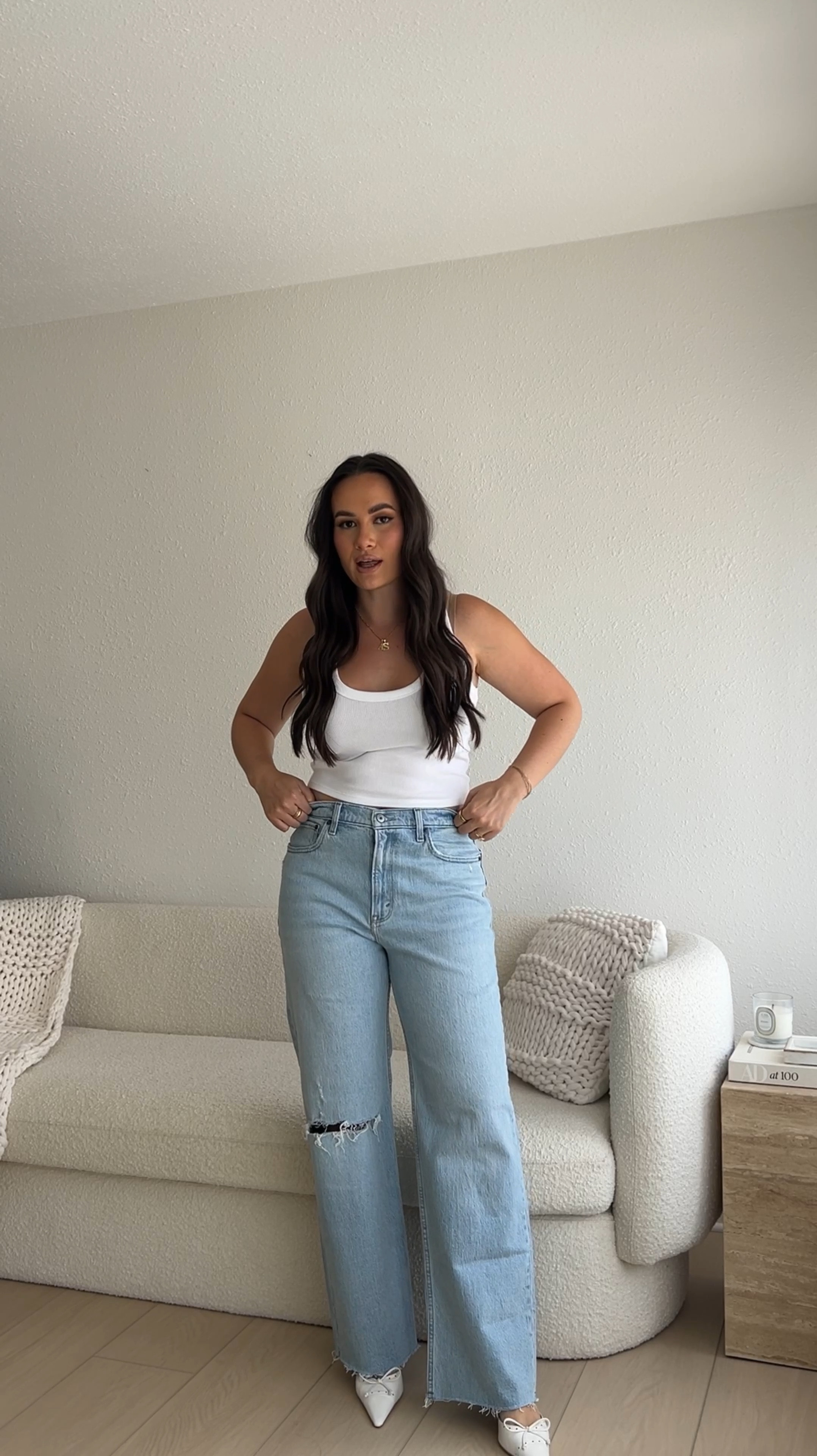 90s relaxed jean, Abercrombie denim sale, jeans outfit, casual outfit, neutral style

#LTKStyleTip #LTKFindsUnder100 #LTKxAF