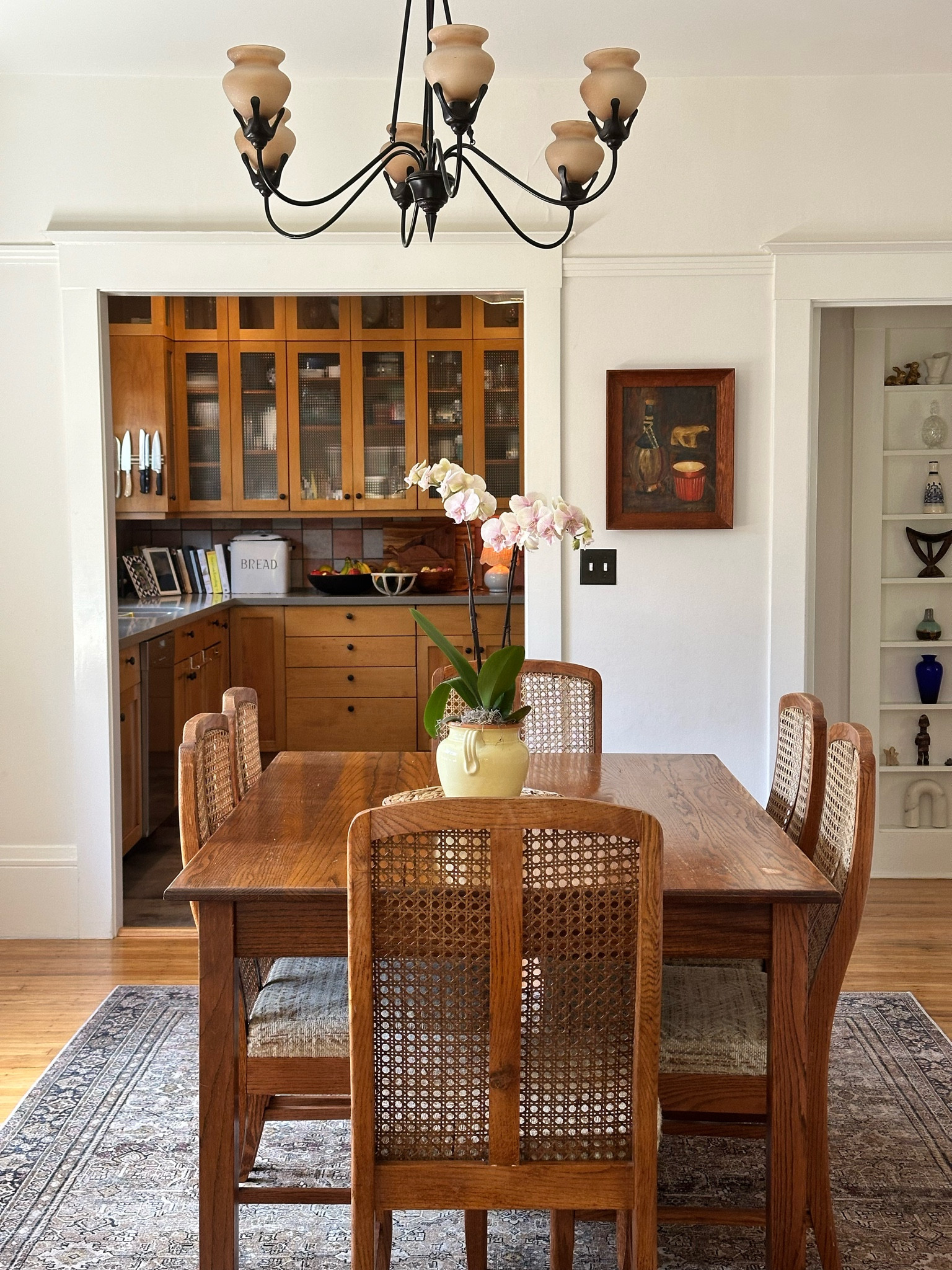 Dining room sources