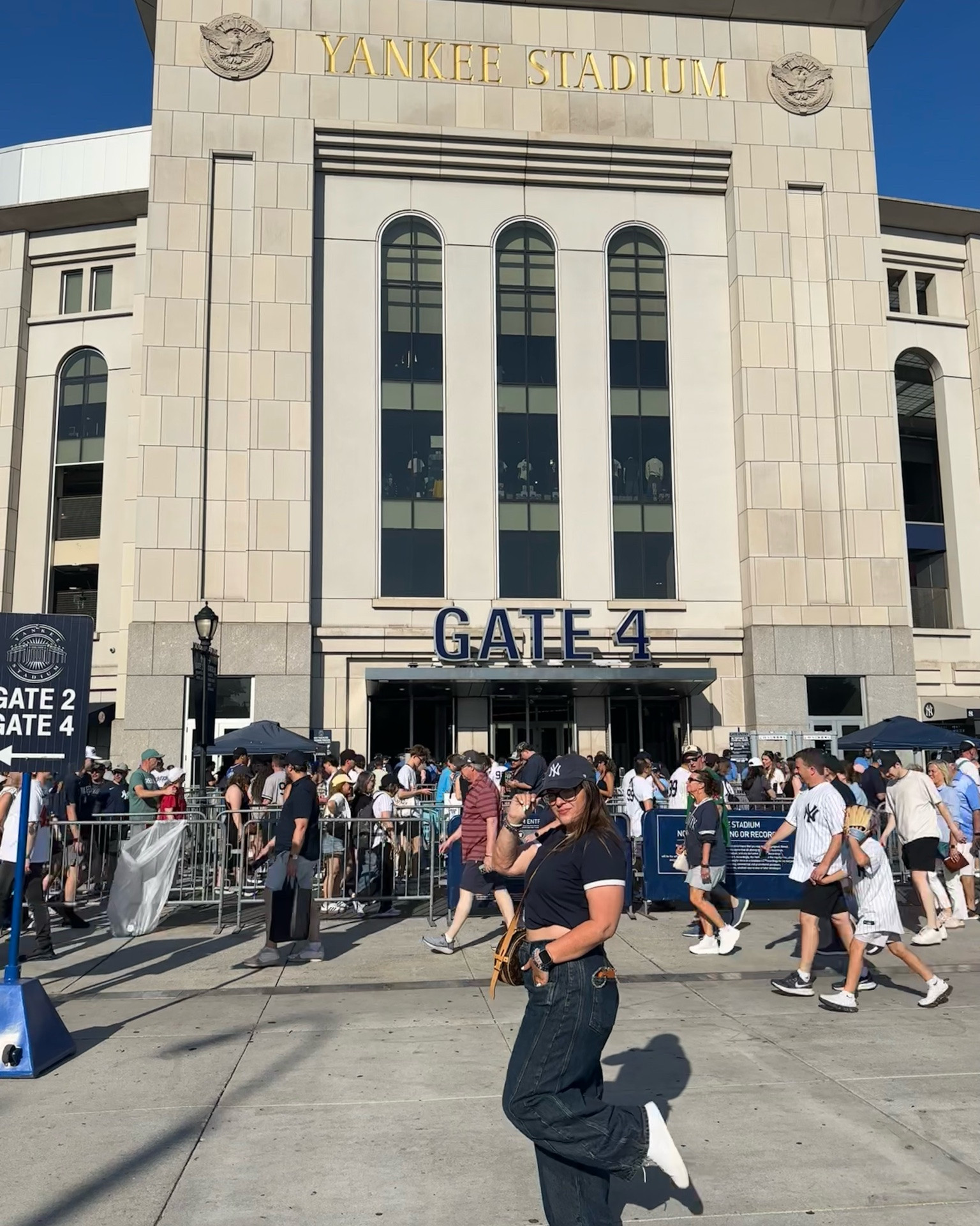 Yankee game day fit ⚾️ 🧢

#LTKootd #LTKdayinmylife #LTKSeasonal