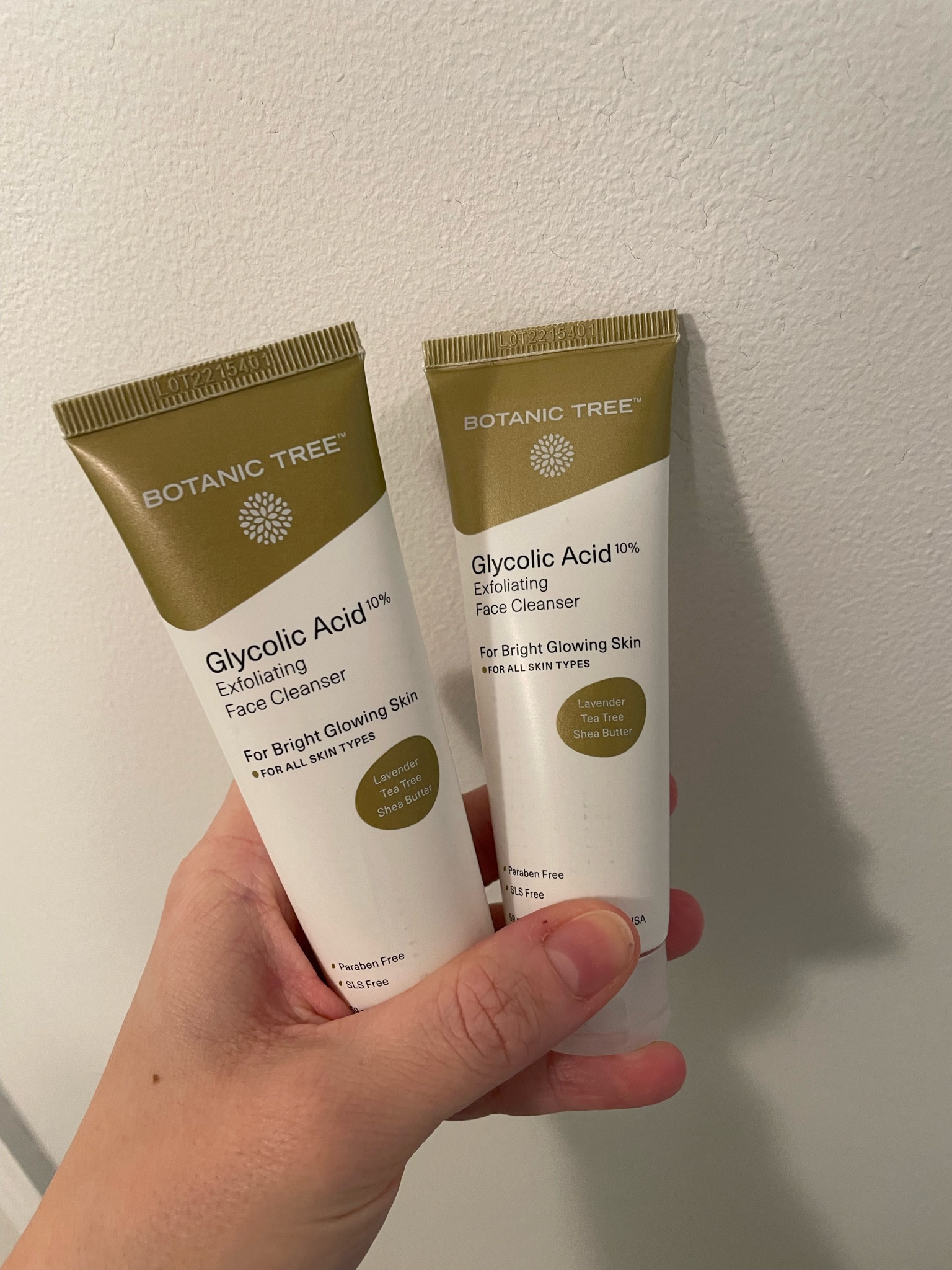 Was unpacking from a trip and wanted to share that my face wash comes in travel size!  Have been using for 5 years!  

#LTKBeauty #LTKTravel