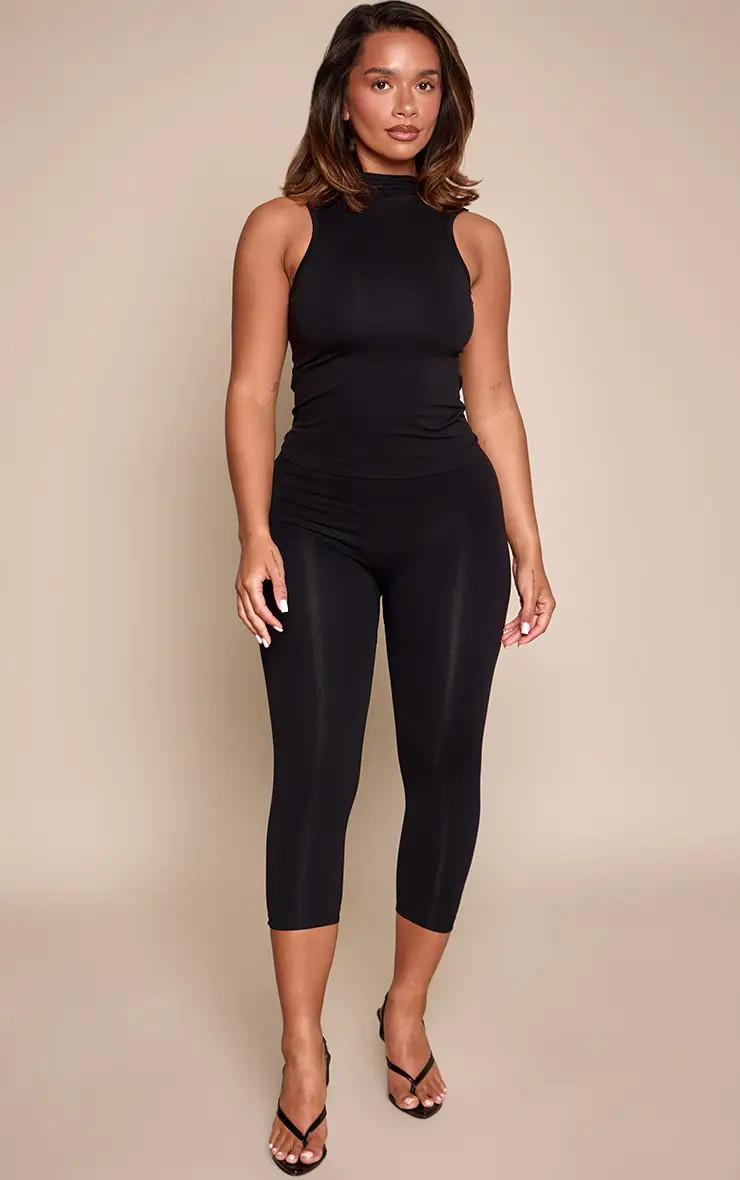 Shape Black Sculpt Seamless High Waist Capri Leggings | PrettyLittleThing UK