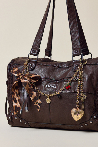 Charmed Bow Charm Bag Chain | Urban Outfitters (US and RoW)