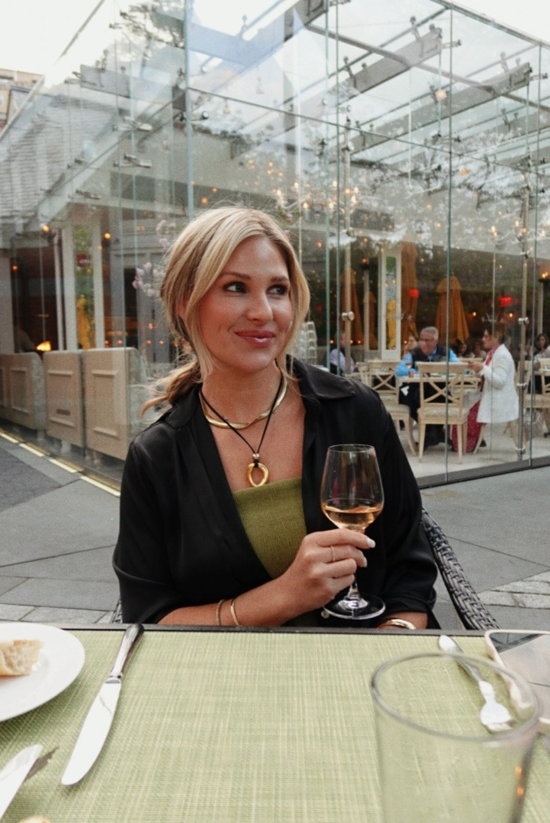 Dinner outfit idea in NYC / dress & shirt from Zara 

#LTKSeasonal #LTKFindsUnder100 #LTKStyleTip