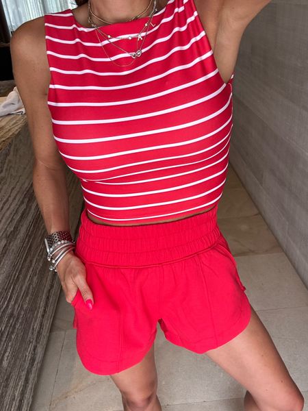 Red elastic shorts back in stock size Xs in top and shorts 

#LTKSaleAlert #LTKFindsUnder50 #LTKFindsUnder100
