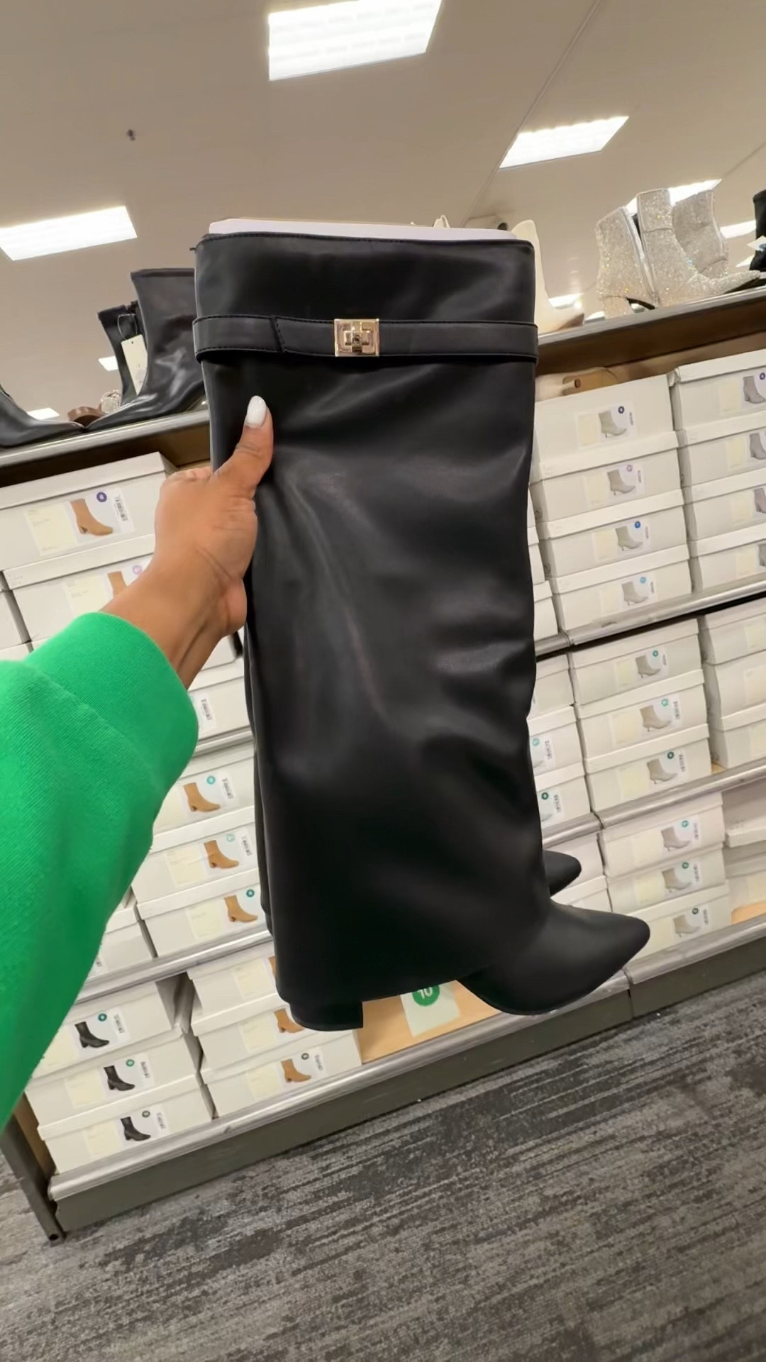 Fall Boots 

#LTKShoeCrush #LTKPlusSize #LTKFindsUnder100