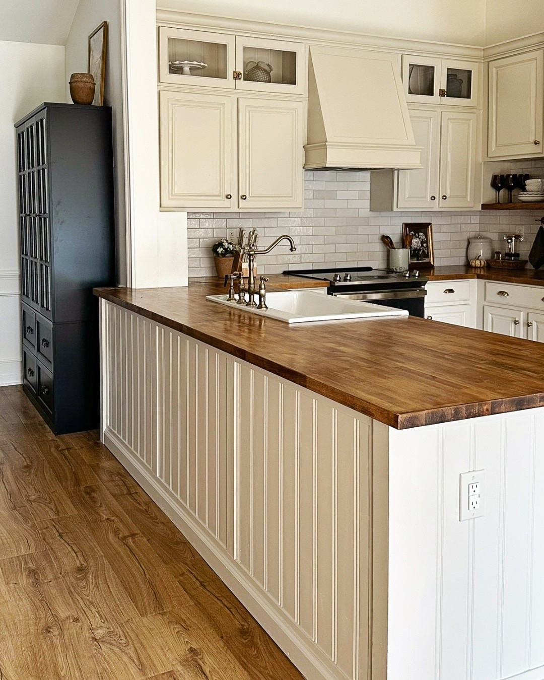 My kitchen makeover details and kitchen shelf decor

#LTKStyleTip #LTKHome