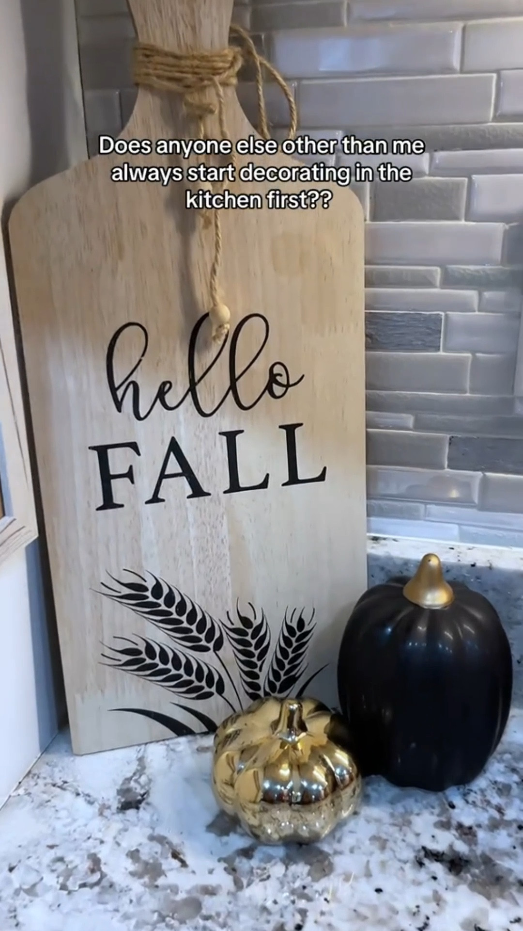 Fall decor starts in my kitchen!🍂 #falldecor #decor #fall 



#LTKHome #LTKFindsUnder50 #LTKSeasonal