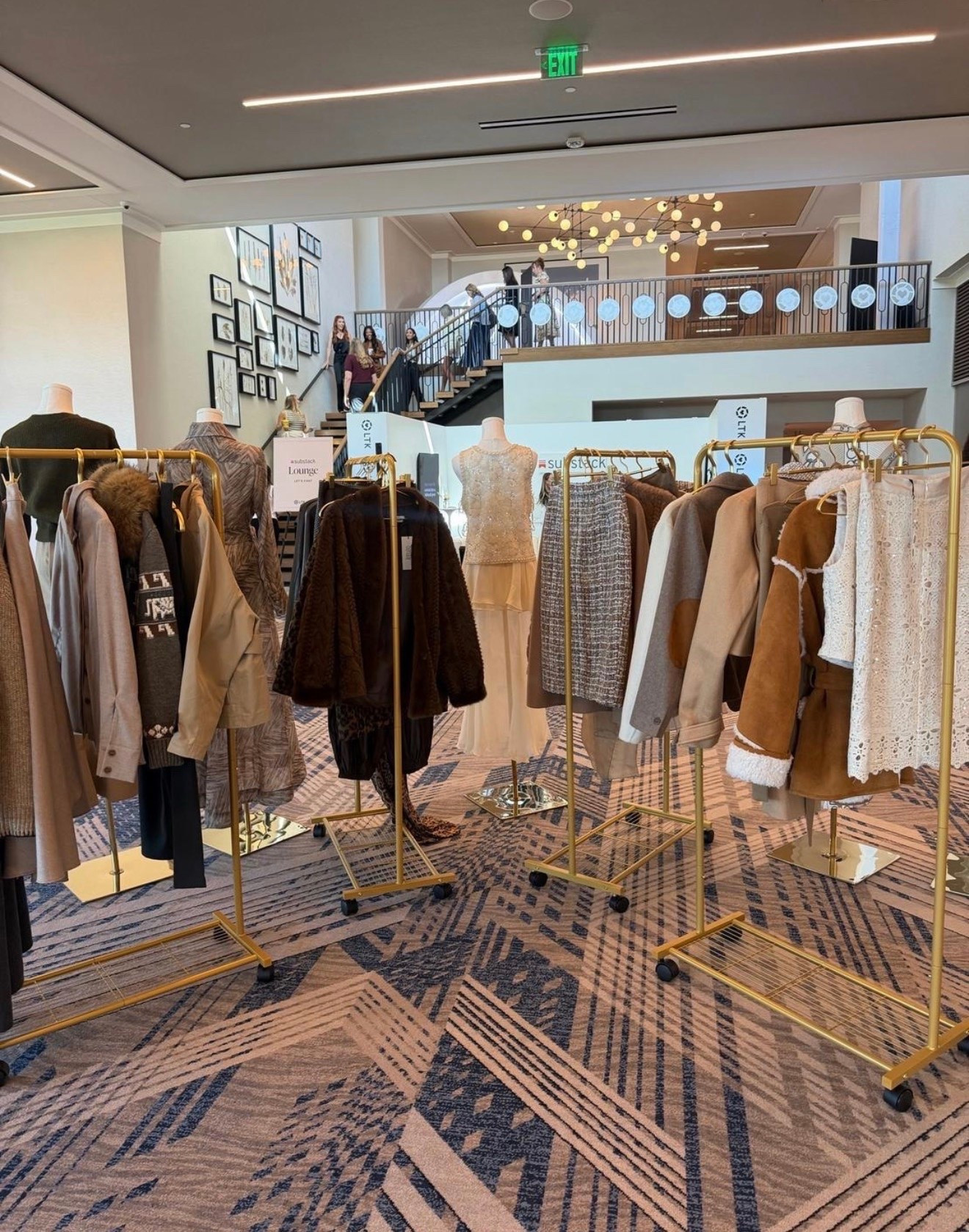 Benaar LA fall fashion is stunning!
Follow me @miriamobrien on IG and TikTok 
#LTKCon #LTKootd #LTKgrwm

#LTKootd #LTKSeasonal #LTKOver40