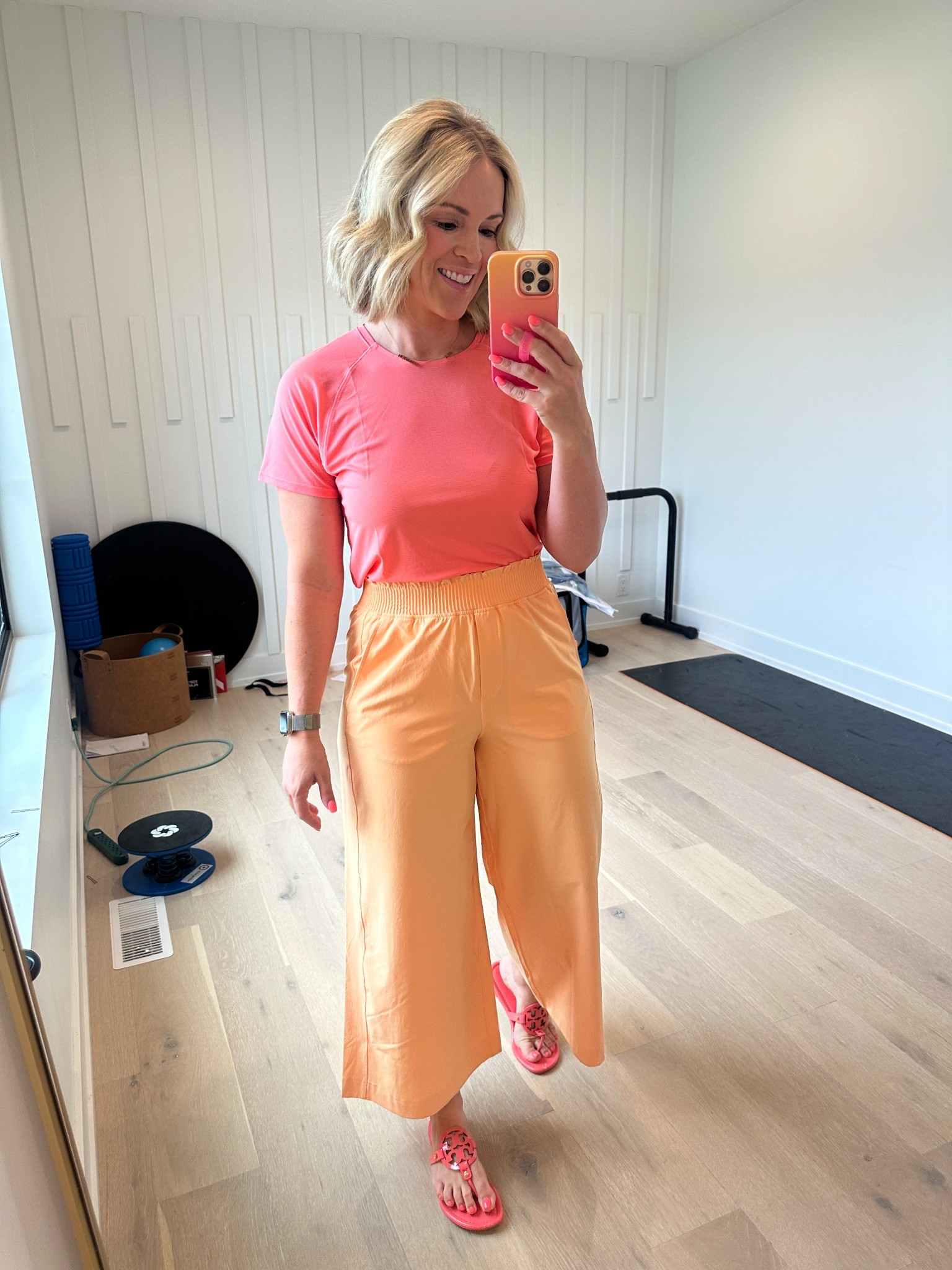 Small top and M pants…I love this color combo together! Works for 🌷🍁!!! #hocspring #hocautumn 

#LTKActive #LTKSaleAlert #LTKOver40