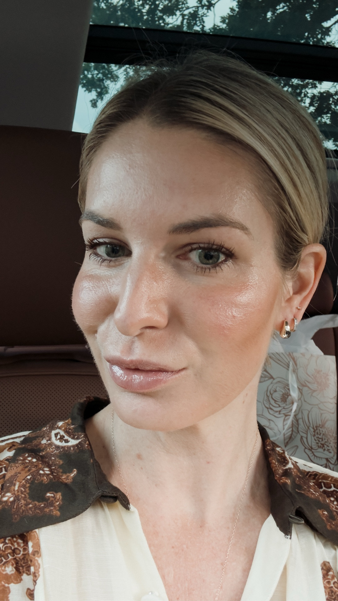 Easy 5 min makeup! 

#LTKBeauty #LTKFindsUnder50 #LTKgrwm