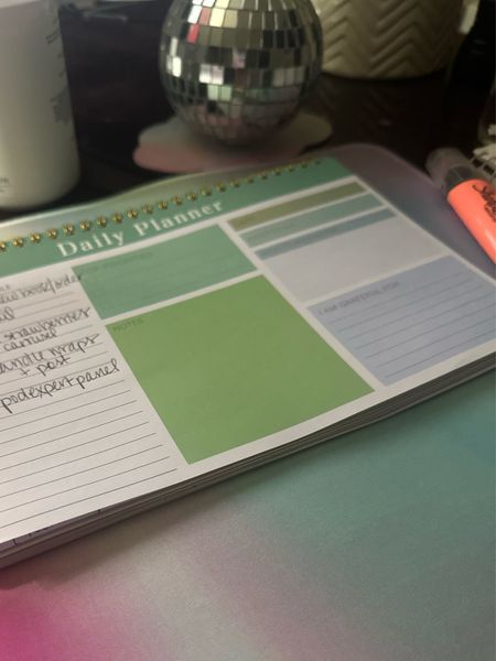 I couldn’t live without this awesome daily planner for all of my todo lists! 🙌

Work from home must have
Stay accountable
Plan better, do betterr

#LTKWorkwear