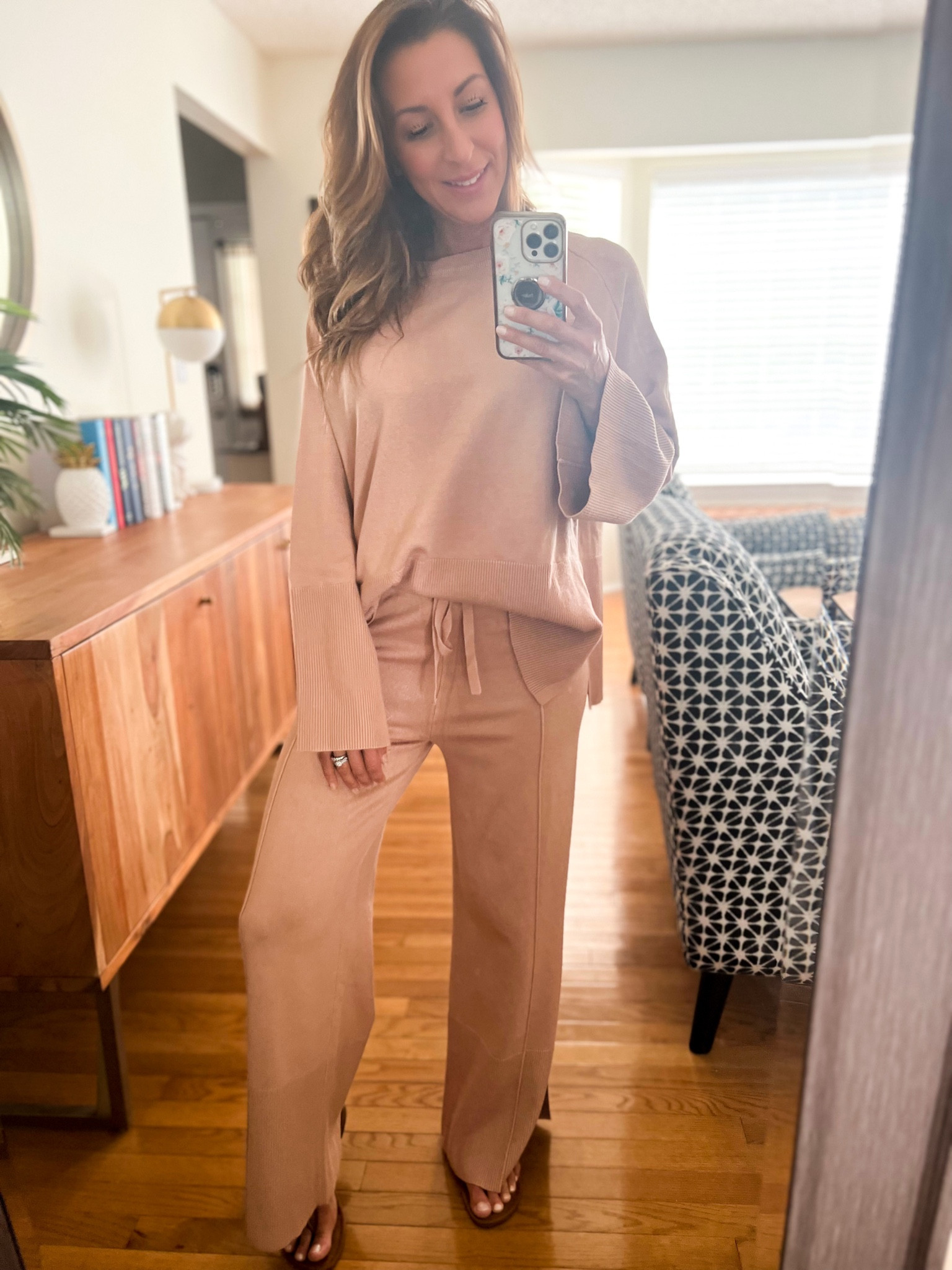 Just found my new favorite lounge set from Amazon 😍 Comfy is an understatement! 

#amazonfashion #amazonfinds #loungewear



#LTKstyletip #LTKFind #LTKunder50