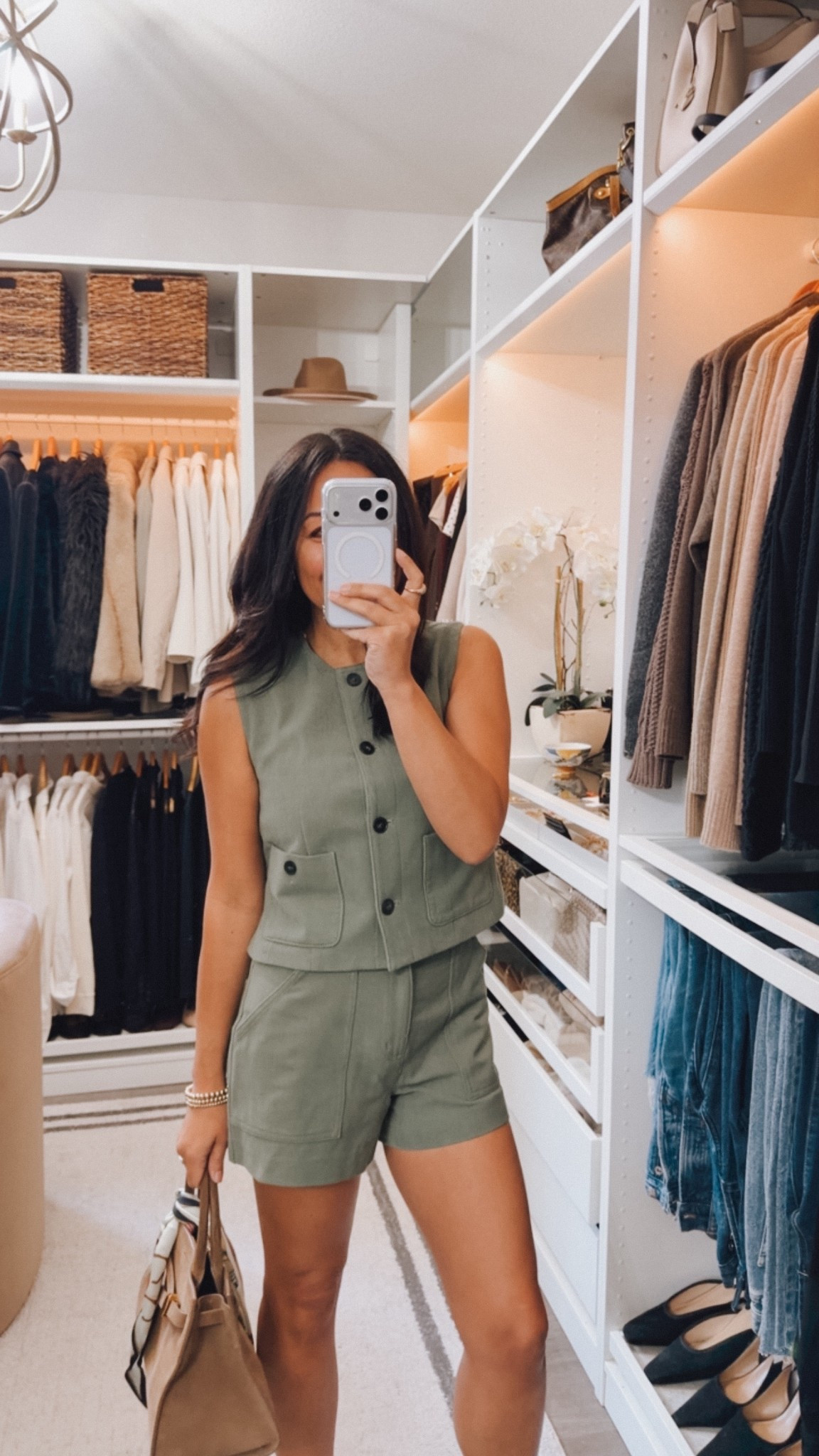 Elevated two piece set⭐️ shorts have subtle stretch- super comfortable. Everything TTS 

@Express  #dresstoexpress #expresspartner

#LTKootd #LTKOver40