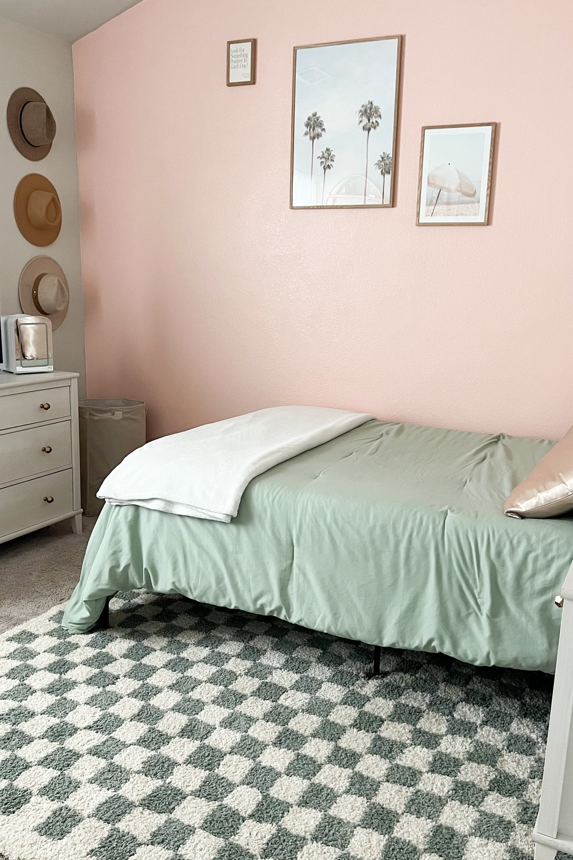 Pre teen girls bedroom 🥰

#LTKFindsUnder100 #LTKHome #LTKFindsUnder50