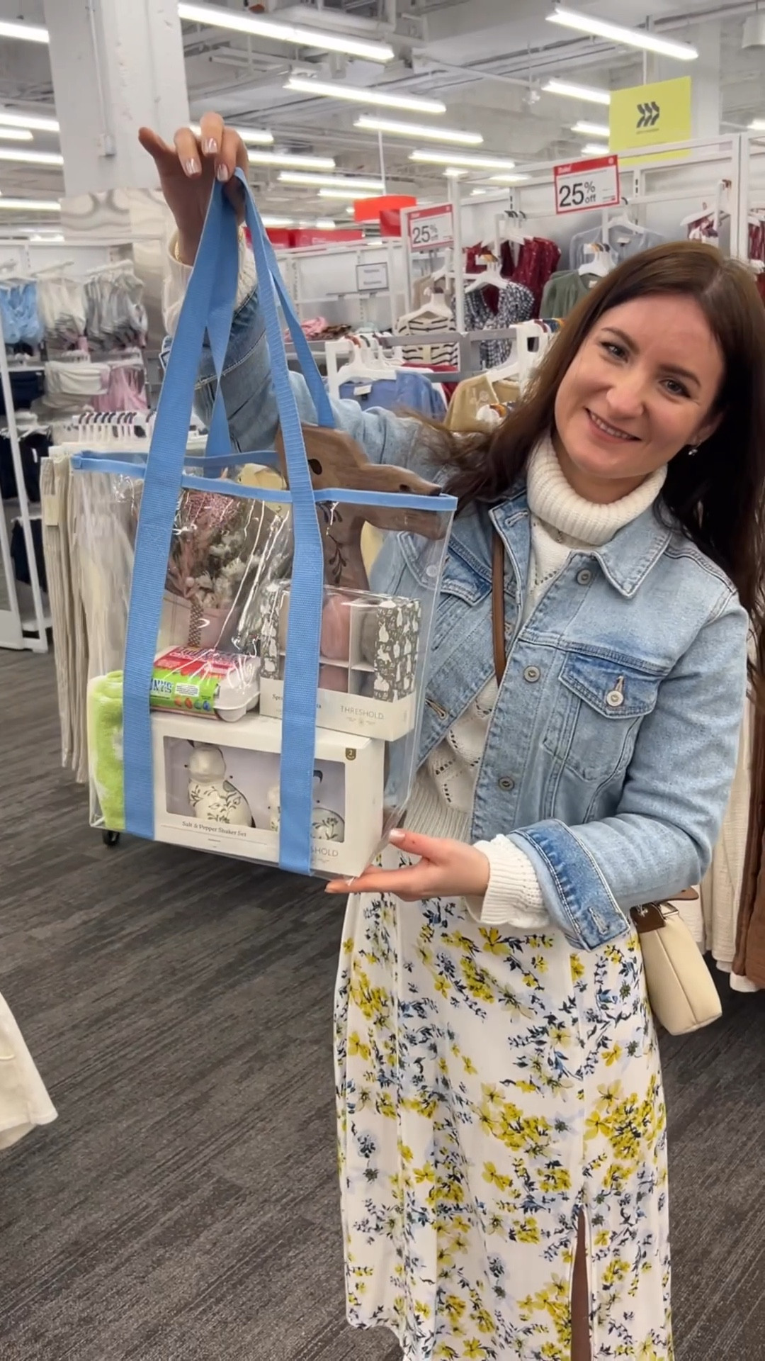 Finding the perfect Easter gift doesn’t have to be complicated 😌✨

We found the cutest, easiest ideas at Target — perfect for a hostess, parents, grandparents, or even your aunt & uncle 🐣💐

We picked a few mini Easter-themed gifts and turned them into something so simple, yet so meaningful 💌 The kind of gift that makes people think of you every time they see it… and that’s what thoughtful gifting is all about 🥕✨

Save this for your next Easter visit & follow for more easy, meaningful gift ideas 🤍
#EasterGifts #GiftIdeas #ThoughtfulGifting #EasterInspo #EasyGifting

#LTKSeasonal #LTKSaleAlert #LTKHome