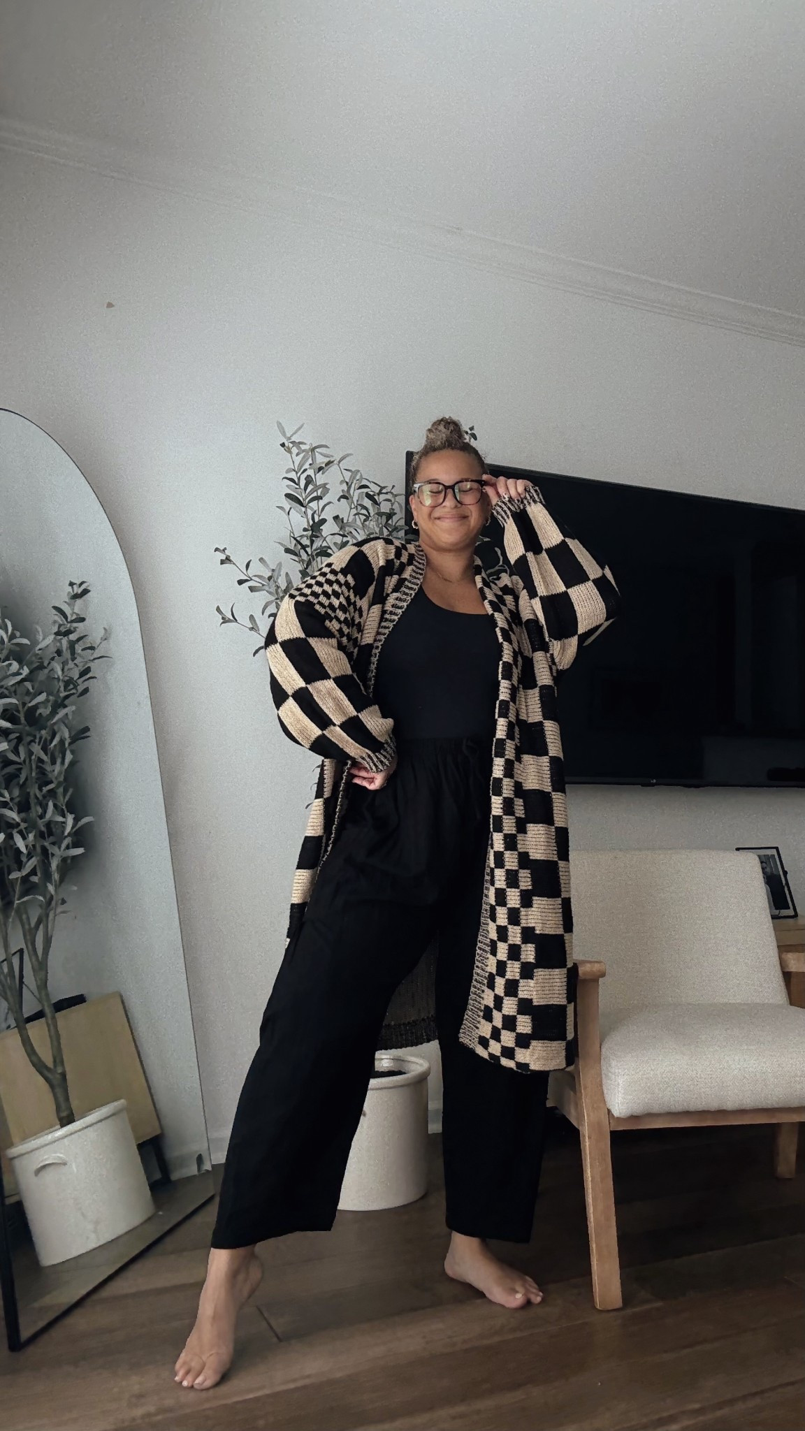 Midsize mom fall outfit 