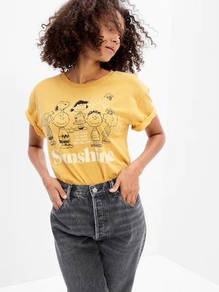 Peanuts Relaxed Graphic T-Shirt | Gap Factory