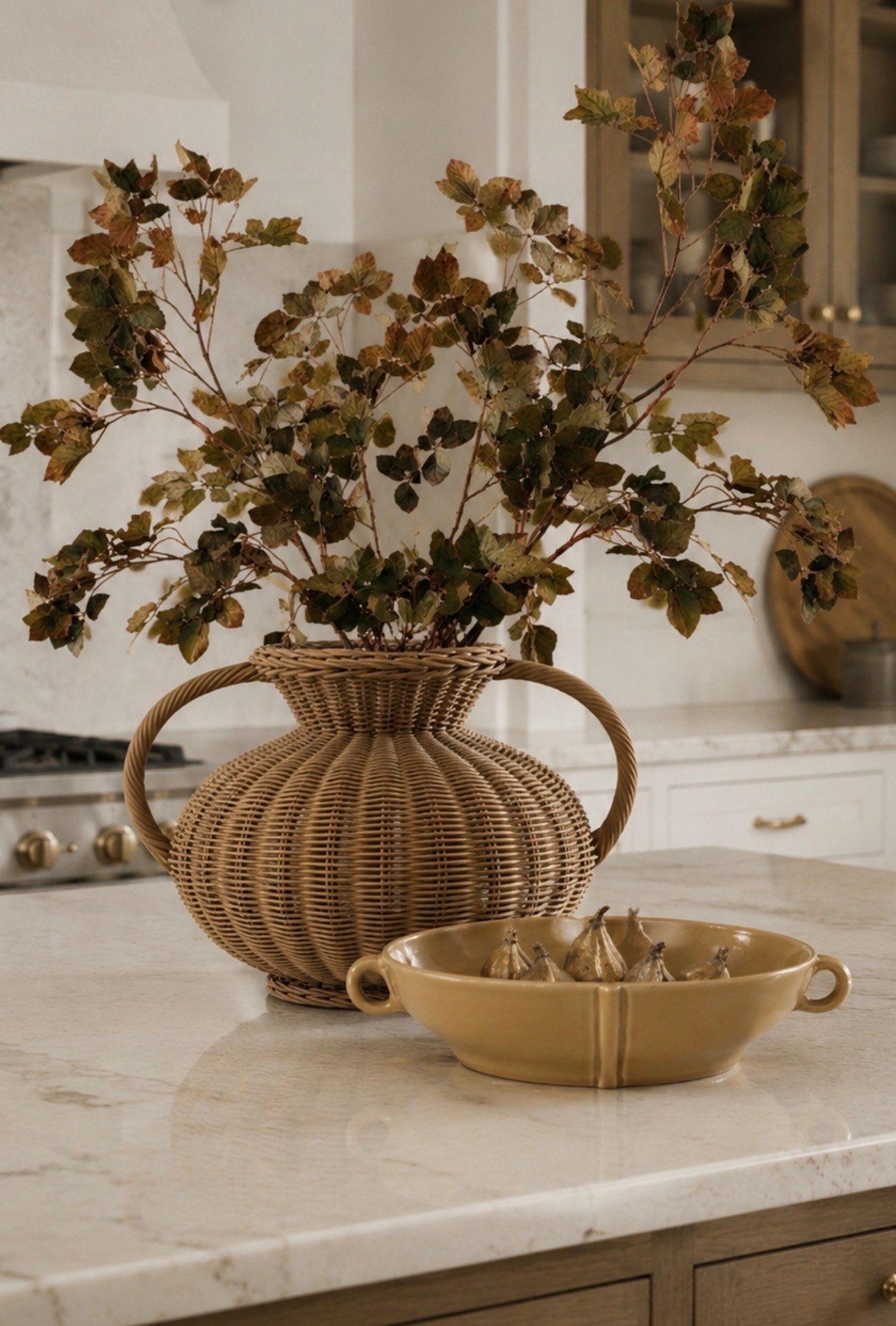 Cozy fall vibes 🤎

#LTKSaleAlert #LTKHome #LTKSeasonal