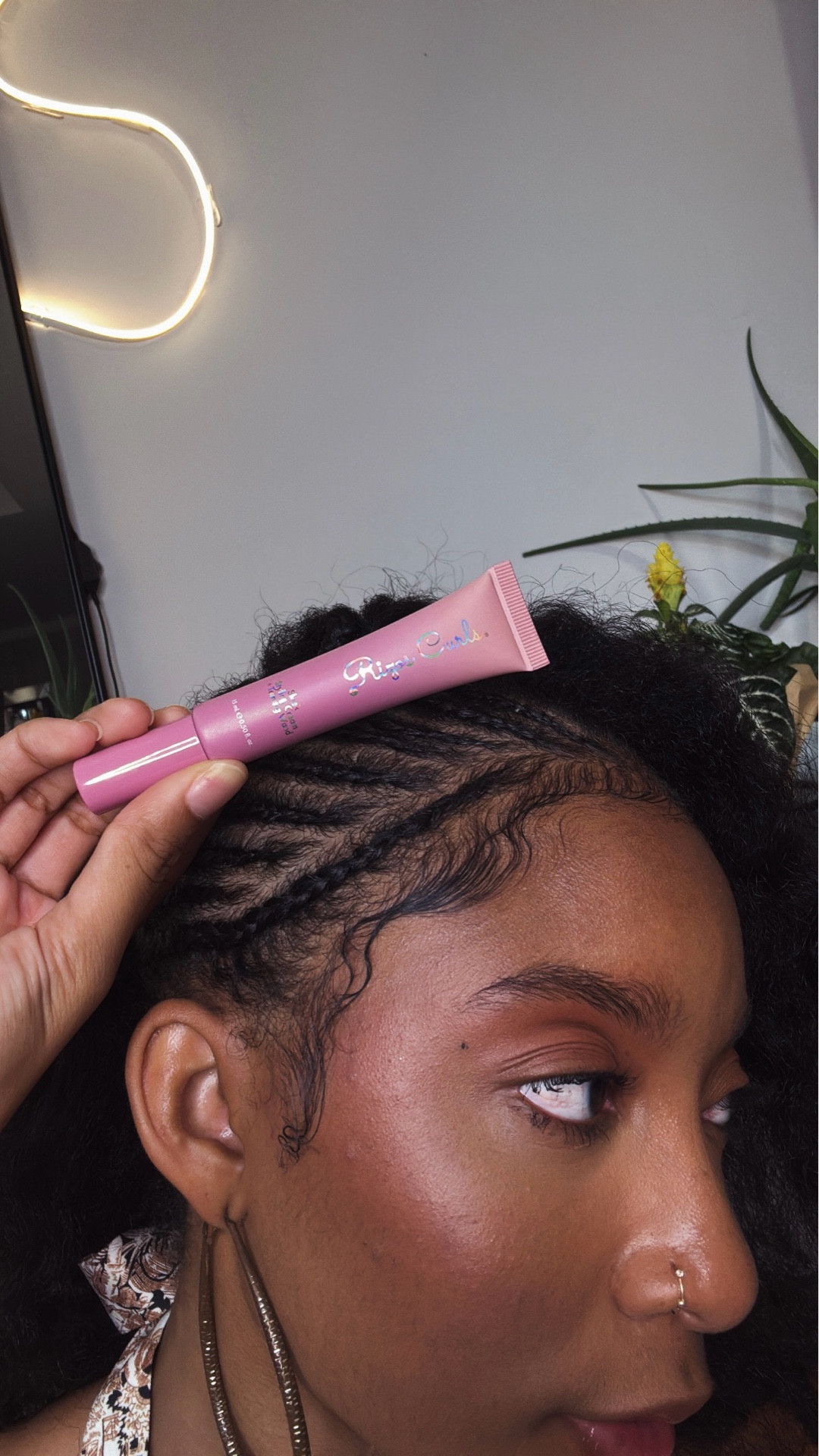 Taming frizz & edges on the go?!Thank you, Rizos Curls for letting me be one of the first to try this product 🩷 #gifted