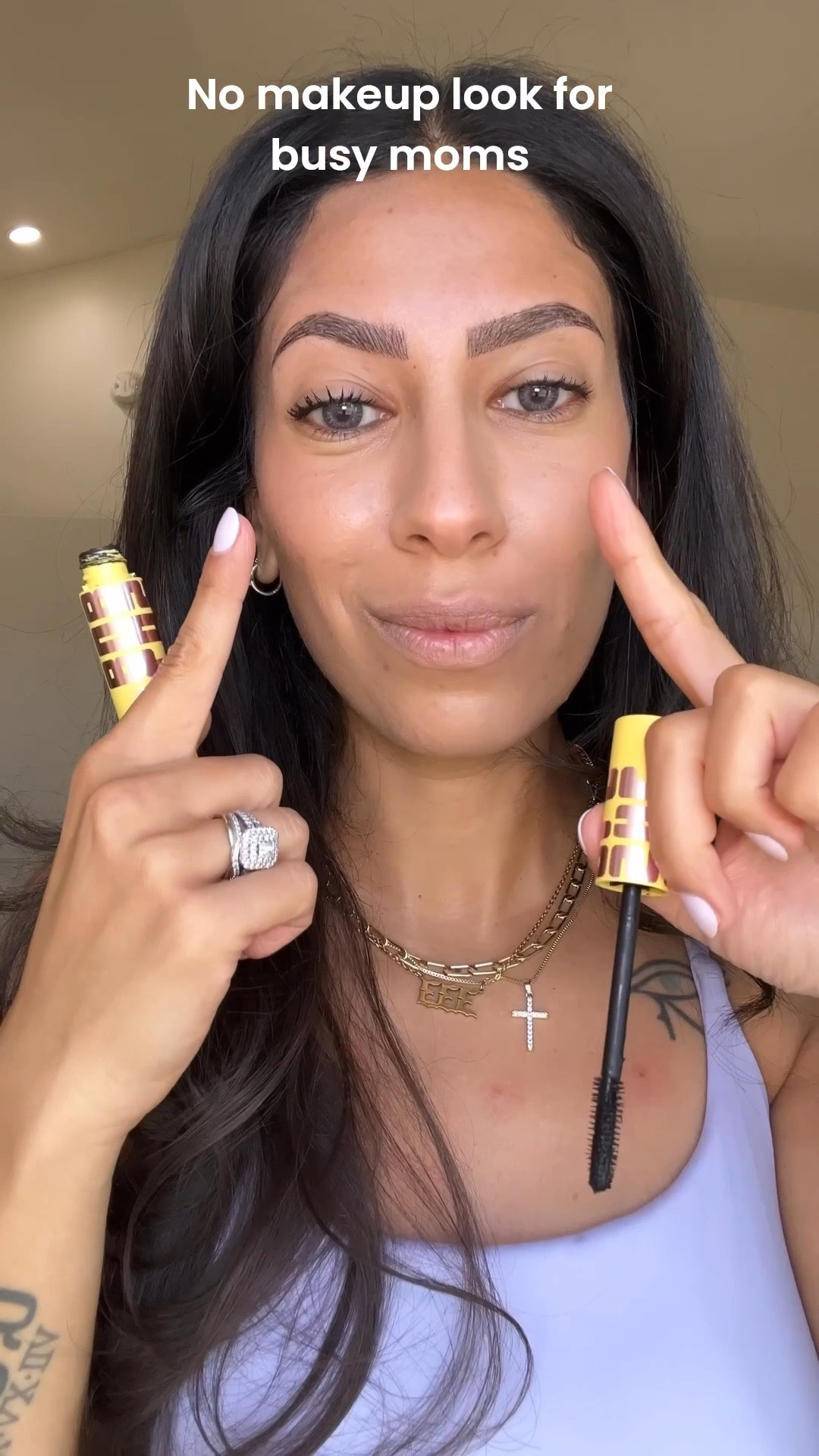 Easy and quick no makeup look for busy on the go moms 

#LTKBeauty #LTKStyleTip #LTKFindsUnder50