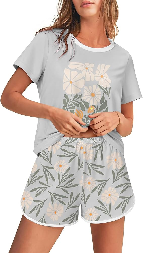 Ekouaer Women's Pajama Sets 2 Piece Lounge Sets Summer Pj Sets Cute Graphic Floral Tees and Short... | Amazon (US)