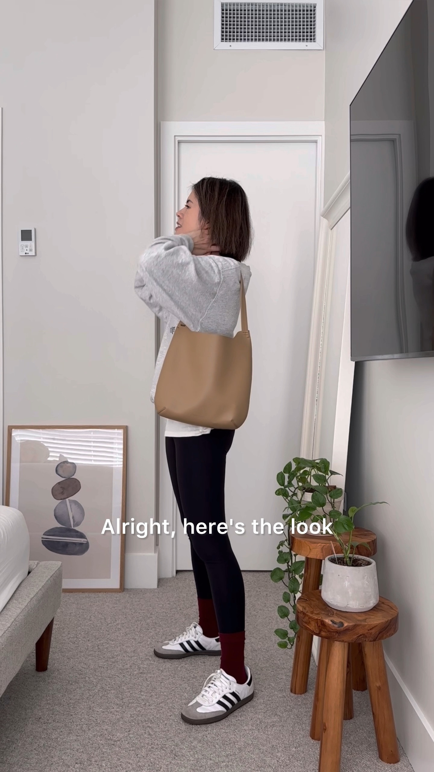 Sweatshirt: Anine Bing xs
Leggings: Lulu Align
Socks: Amazon


#LTKVideo