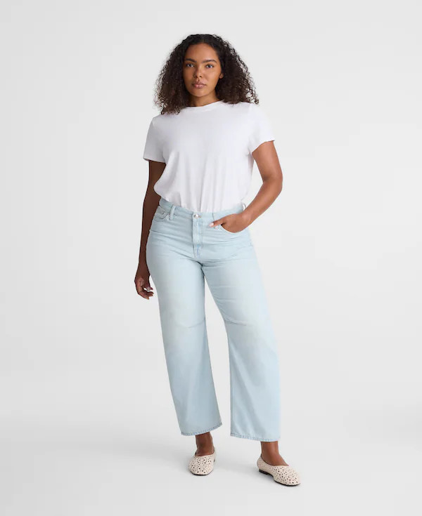 The Curvy Darted Barrel-Leg Jean in Airy Denim | Madewell