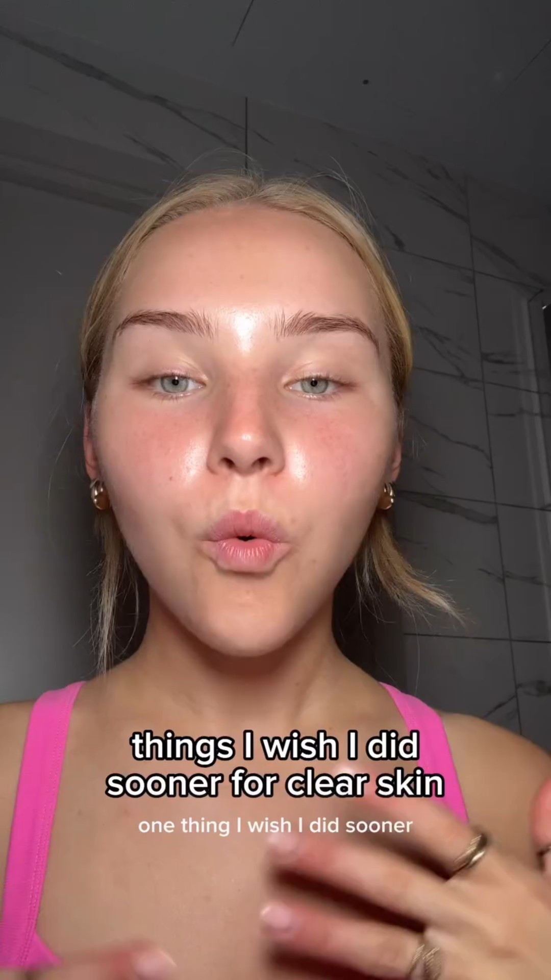 ad happy skin barrier = clear skin✨

Product mentioned:
@drsamsskincare flawless moisturiser intense - discount code lifewithmils

* 

#lifewithmils #acne #skintok #skincare #clearskin #acneproneskin #skincaretips #healacnenaturally