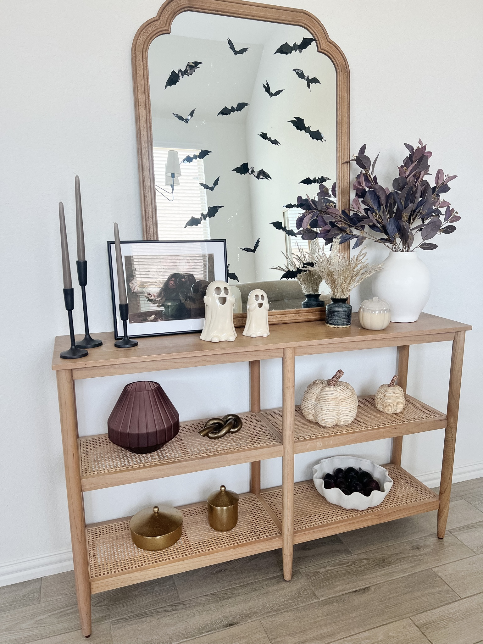 Halloween console decor

Entryway decor

#LTKhome #LTKSeasonal