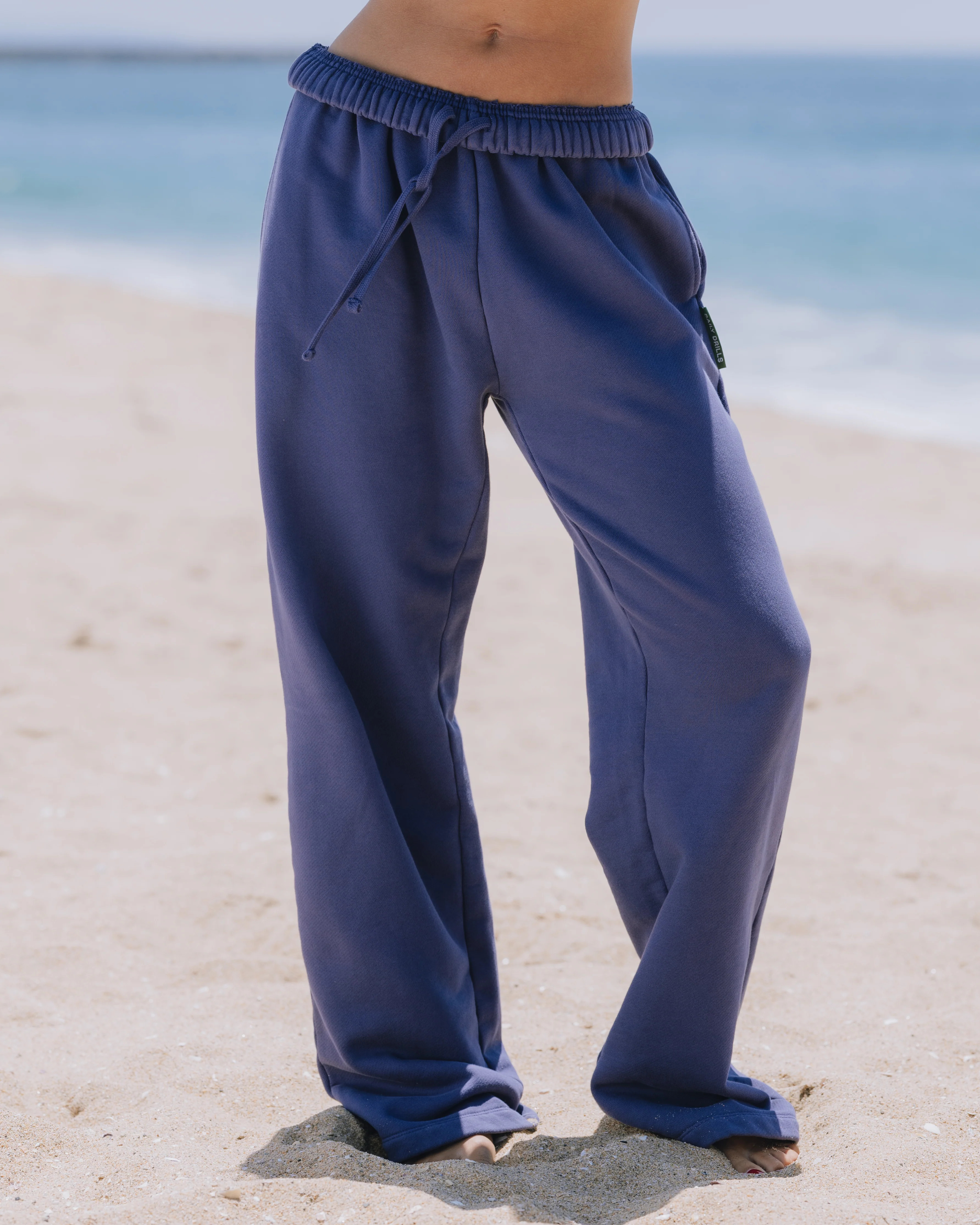Heavyweight Straight Leg Sweatpants - Navy | Daily Drills LLC