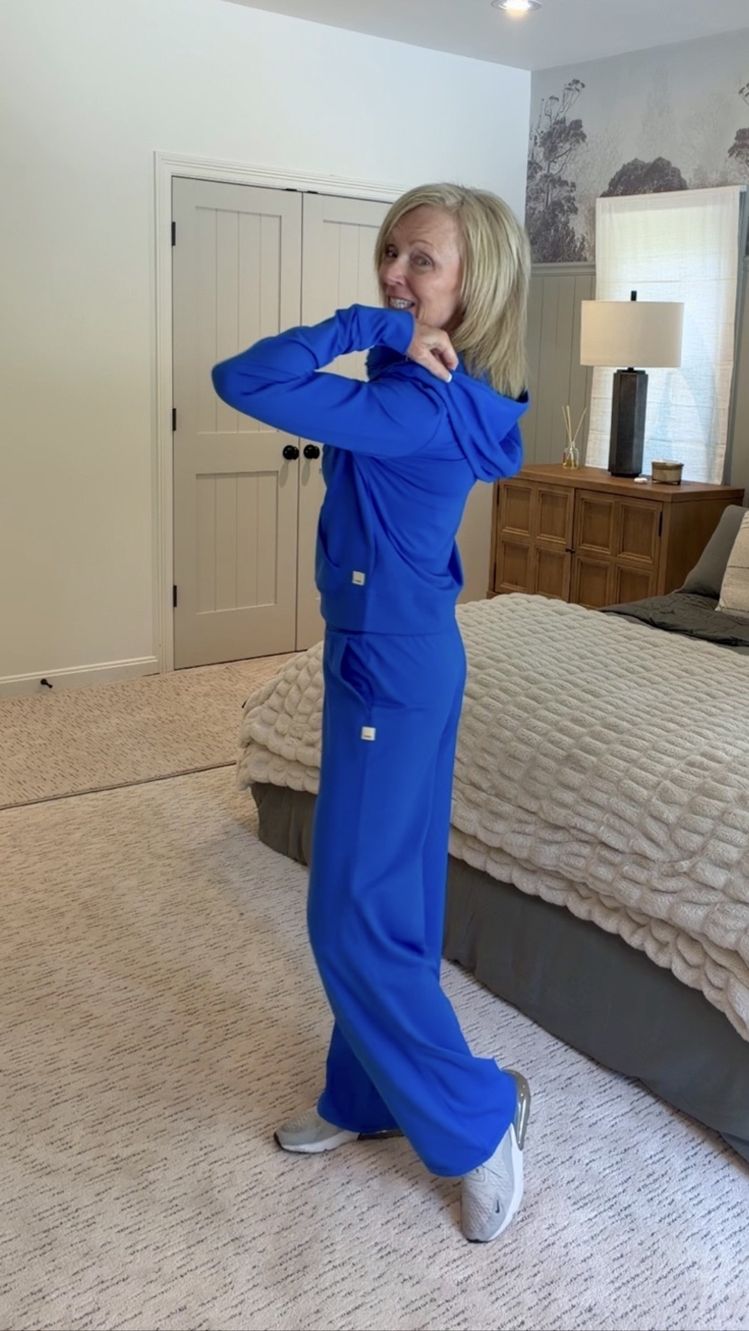 The perfect travel set! 💙 This royal blue Vuori set is so comfortable, but the wide leg pants and full zip jacket make it feel a little more elevated! ✈️💙

#LTKdayinmylife #LTKootd #LTKTravel