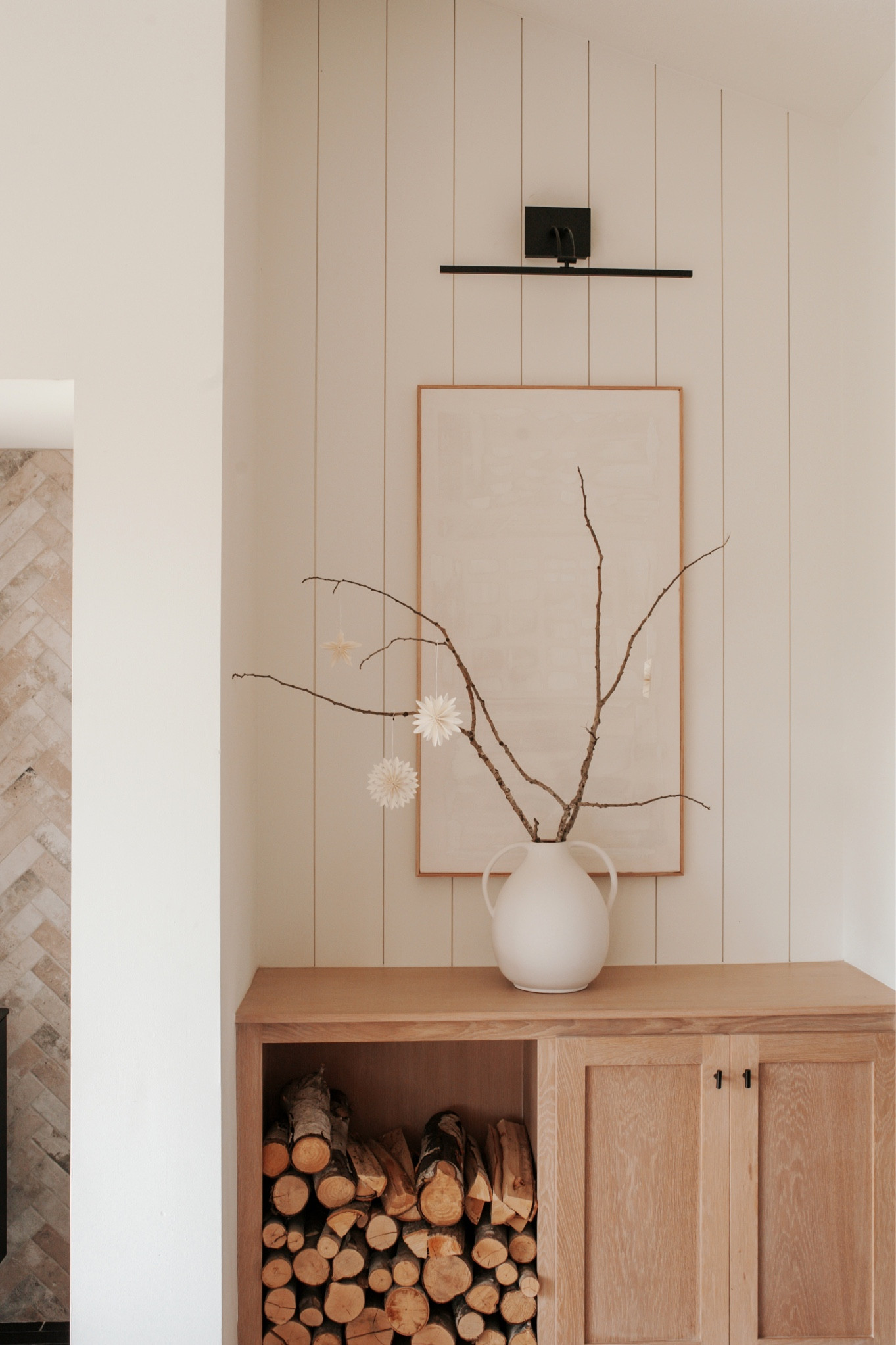 Neutral, Minimal Christmas.

I love just a few touches to make the best season sparkle, without all the hype.

Scandinavian Home, Neutral Christmas, minimal home, simplistic decor, holiday decor

#LTKSeasonal #LTKhome #LTKfindsunder100