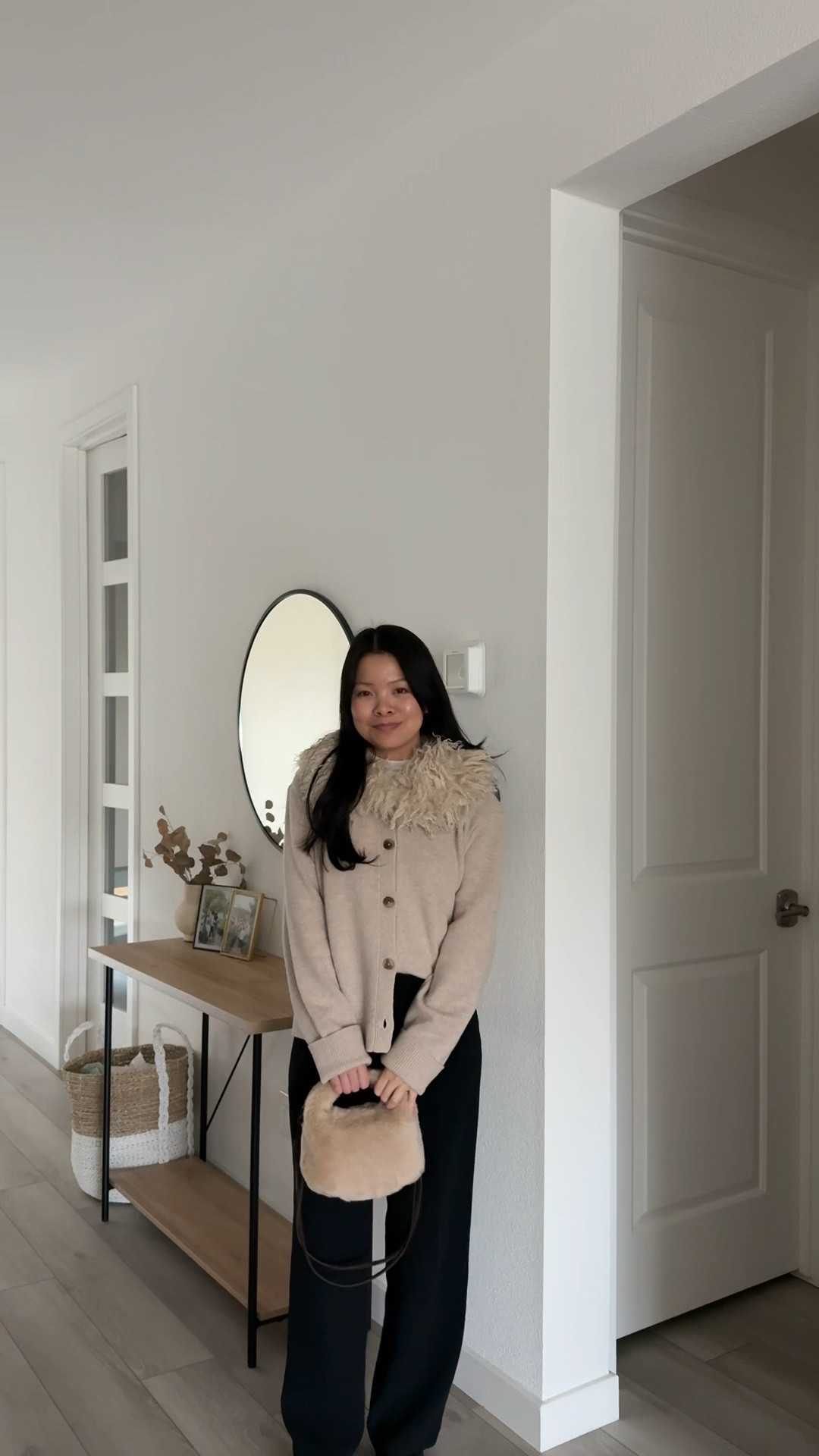 Size XS in cardigan (runs big)
Size 2 in trousers 


#LTKPetite #LTKootd #LTKWorkwear