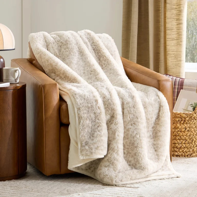 Better Homes & Gardens Ivory Leopard Faux Fur Oversized Throw, 50" x 72" | Walmart (US)