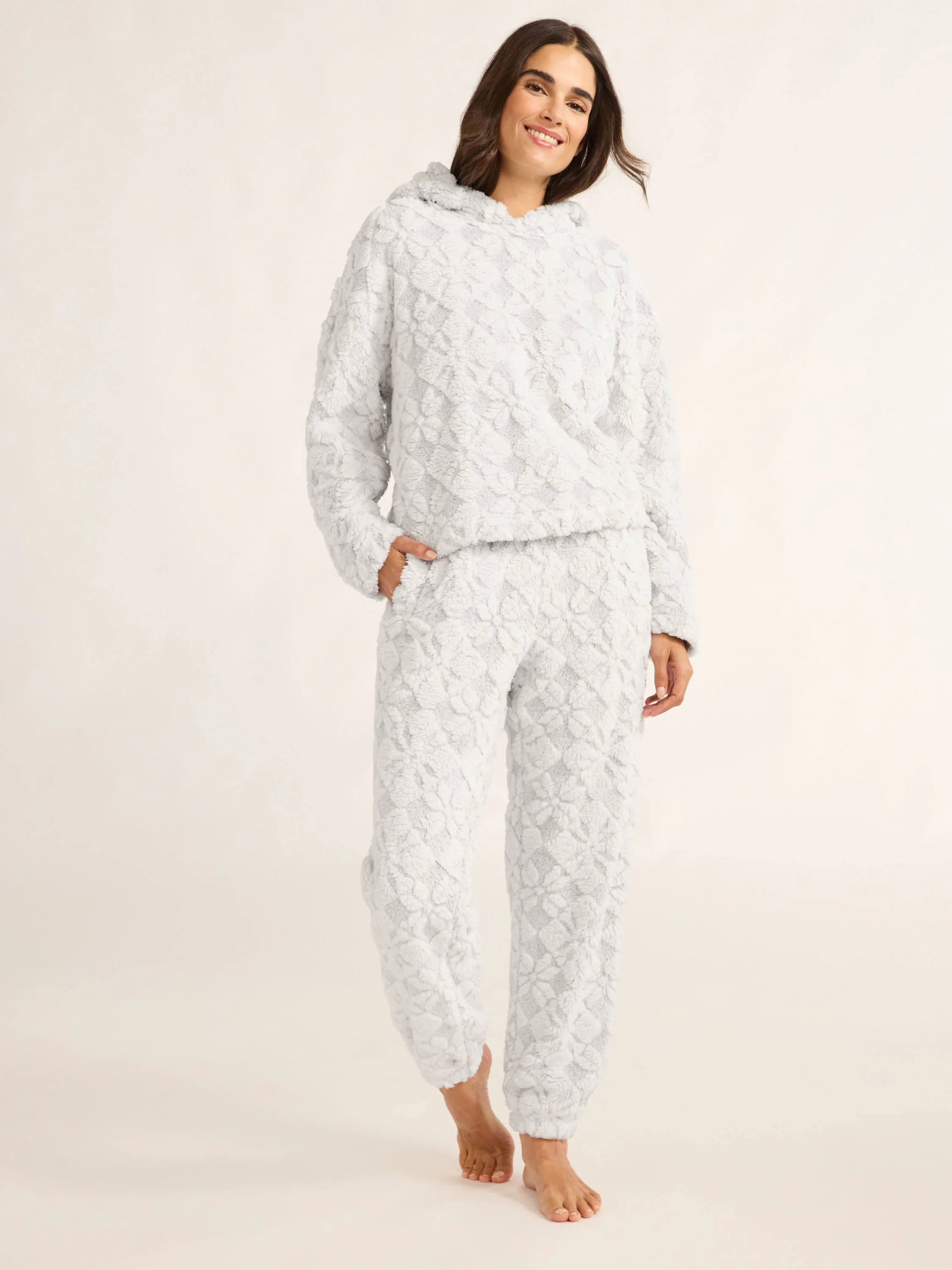 Joyspun Women's Embossed Plush Pajama Set, 2-piece, Size XS to 2X | Walmart (US)