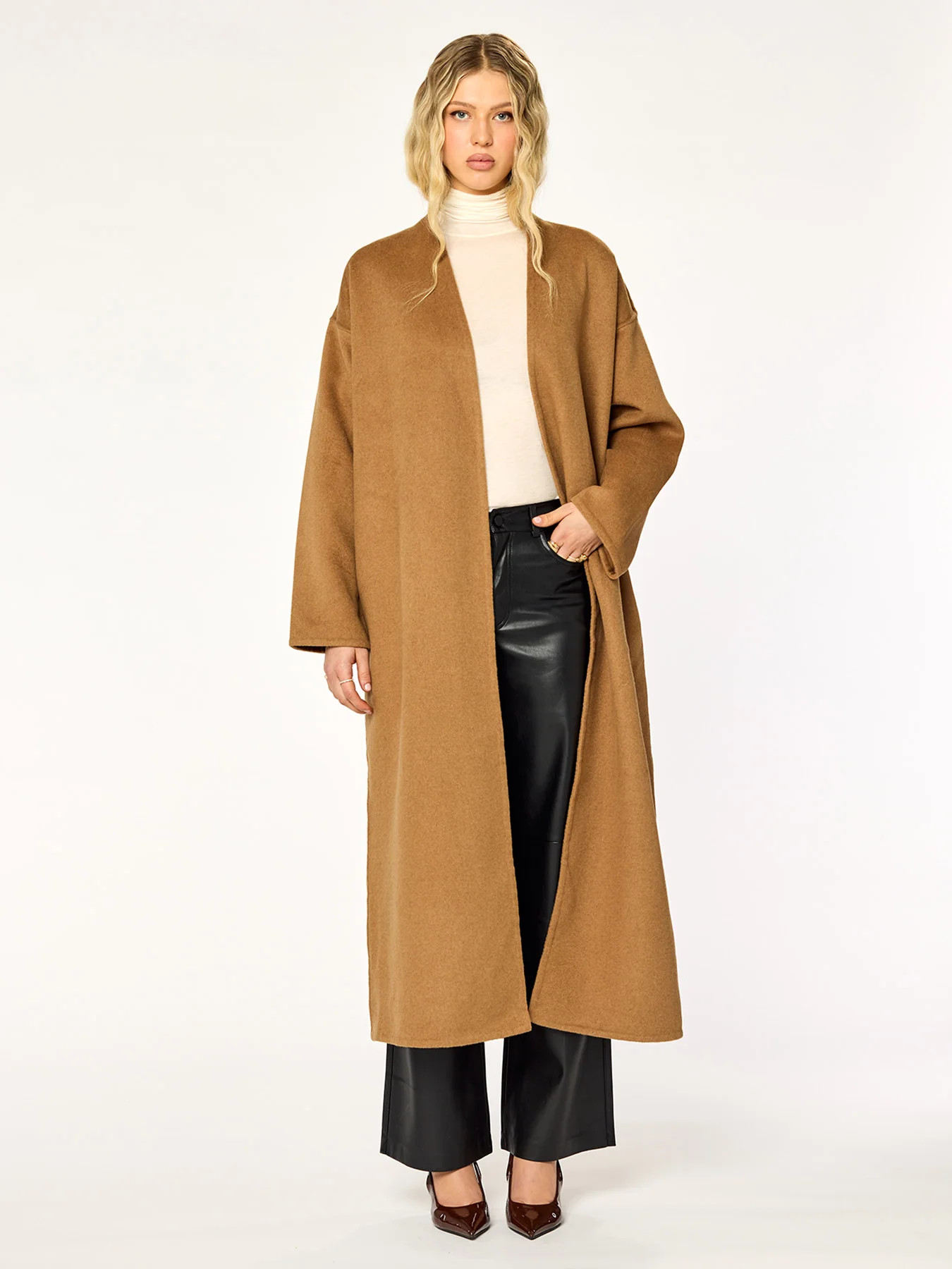 ETERNAL - Wool Coat • Camel | Ninety-9