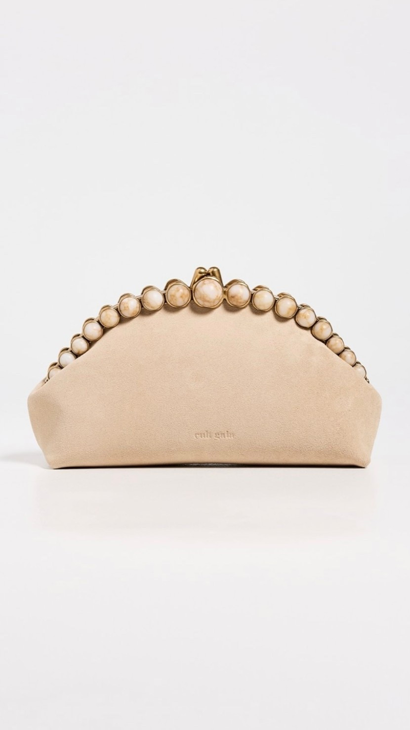 My clutch comes in a neutral color! 

#LTKootd #LTKgrwm #LTKSeasonal