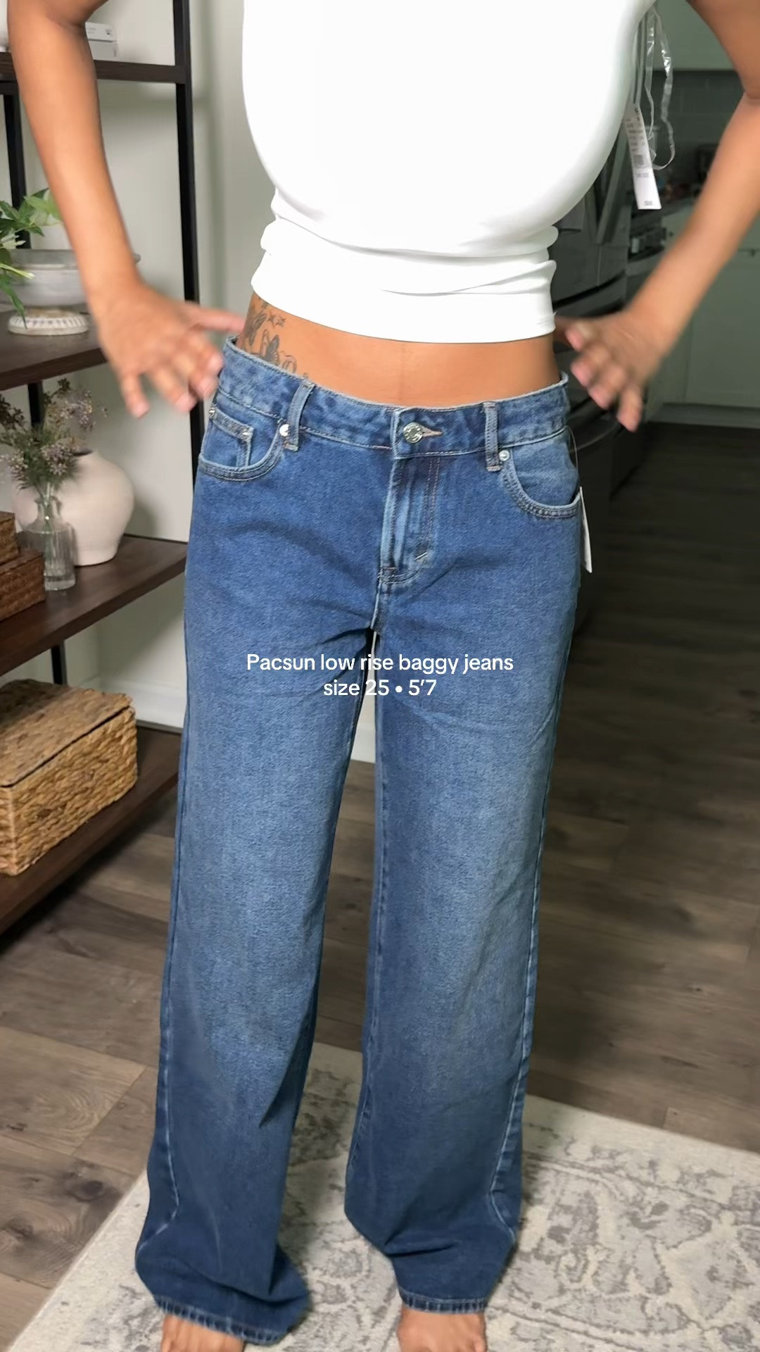 Pacsun low rise baggy jeans

#LTKootd