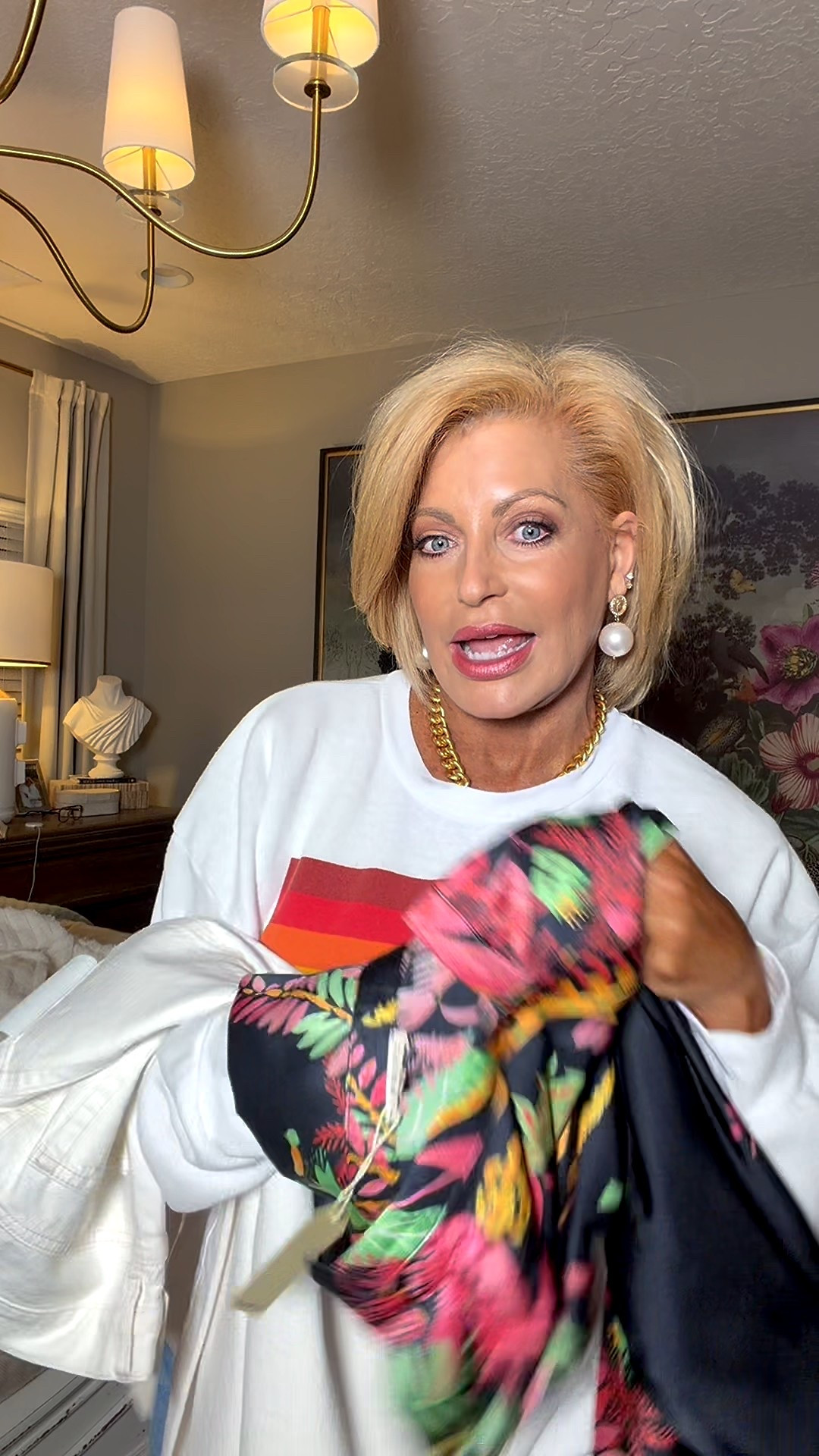 This is an example of how I love to mix price points.  My top is beautiful & only $44.95. My jeans are a bit pricey but worth the investment.  Jeans can be difficult & high quality denim is worth the investment 
Sizes I’m wearing 
Top/med
Jeans/27 good stretch 


#LTKTravel #LTKootd #LTKgrwm