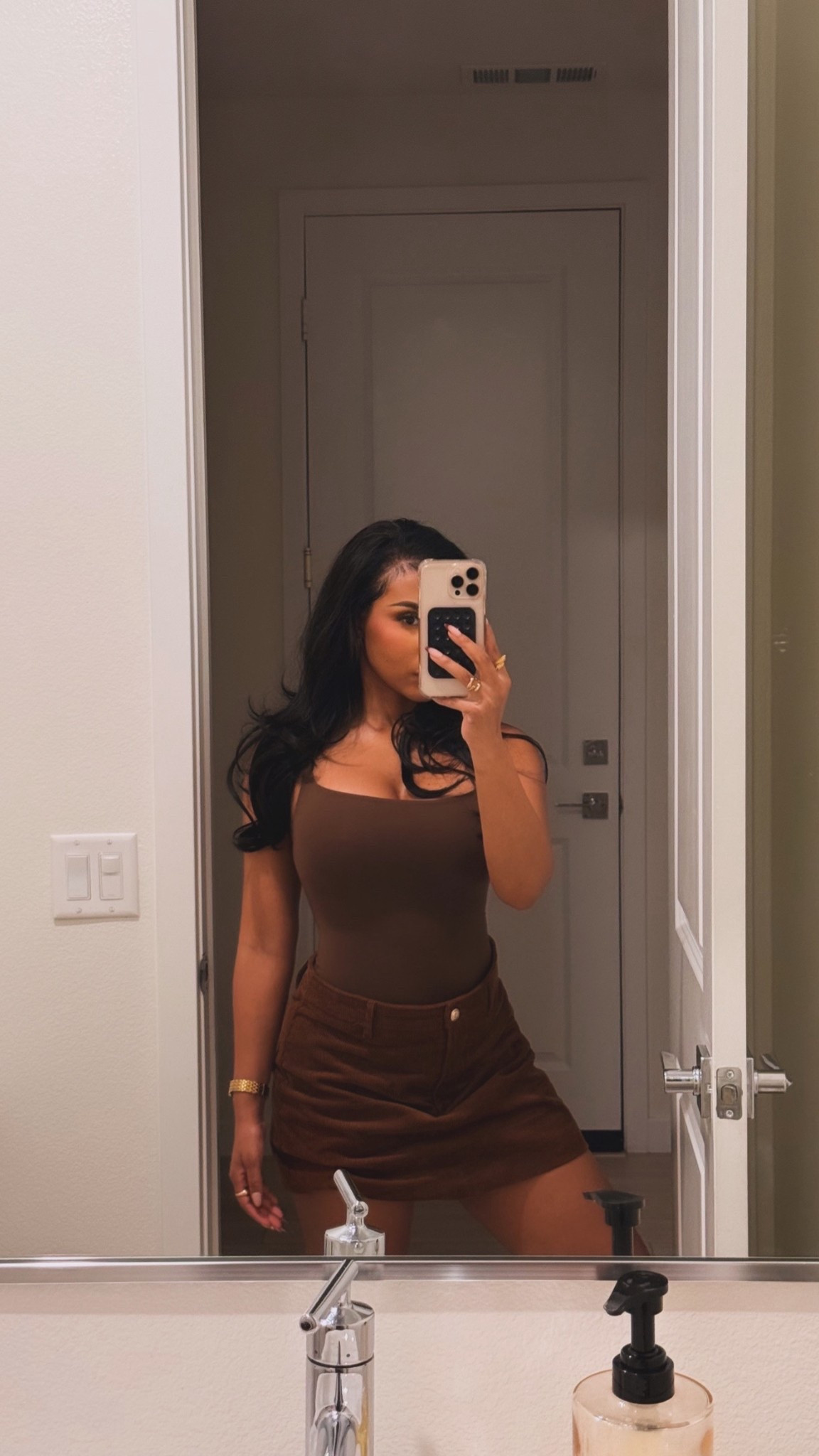 Chocolate Brown 🤎🤌🏾

#LTKBeauty #LTKStyleTip #LTKPetite