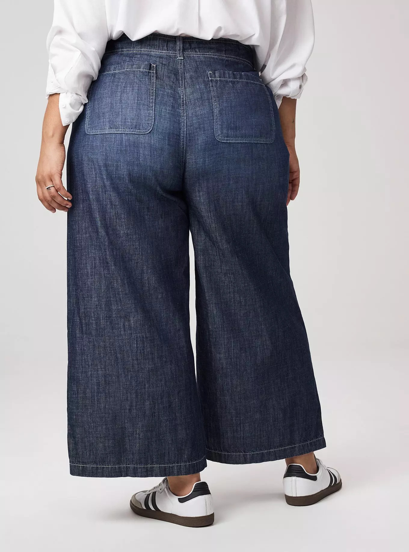 High-Rise Wide-Leg Lightweight Denim Jean | Torrid (US & Canada)