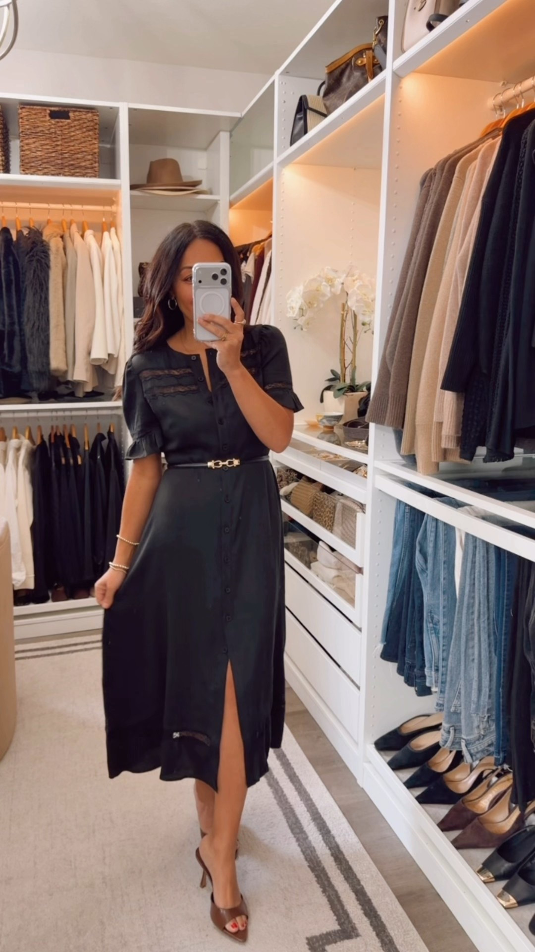 Flattering and effortless! Fits TTS wearing a small 

@onequince #quincepartner


#LTKSeasonal #LTKootd #LTKOver40