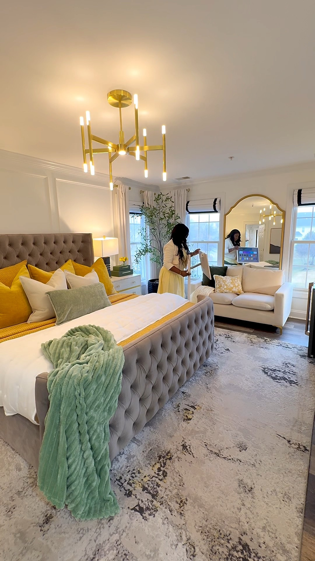 Would you add a sitting area to your bedroom? 🤔 #bedroomdecor

#LTKHome #LTKSaleAlert #LTKSeasonal